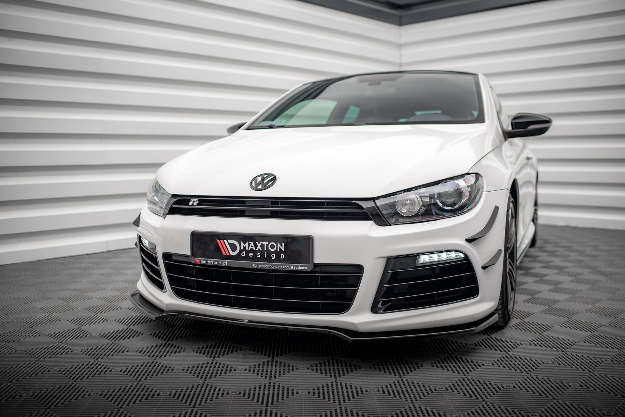 Front Splitter V.4 Volkswagen Scirocco R Mk3 - 2