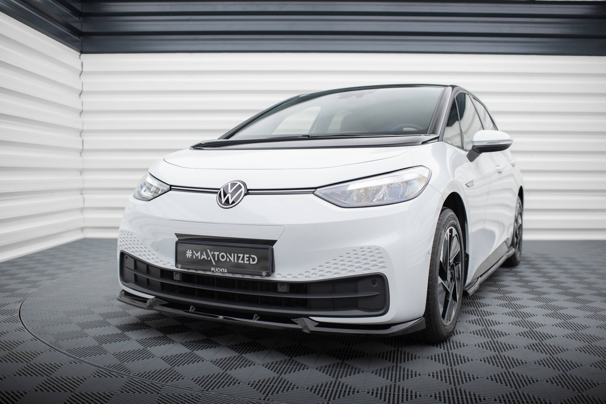 Front Splitter V.2 Volkswagen ID.3 Mk1 - 4