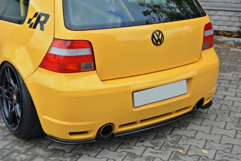 CENTRAL REAR SPLITTER VW GOLF IV R32 - 2