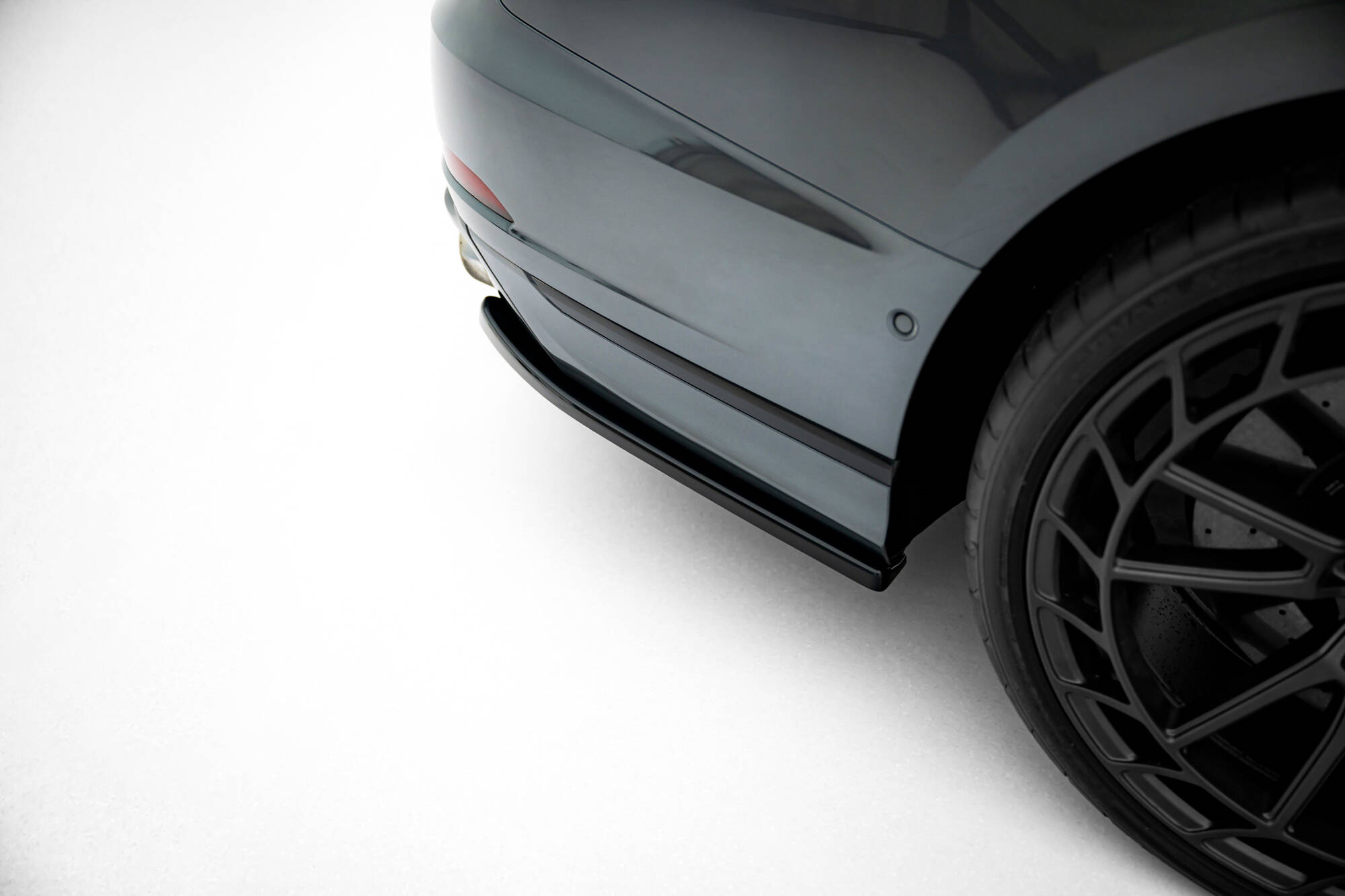REAR SIDE SPLITTERS SUITABLE FOR AUDI S8 D5 FACELIFT – MAXTON DESIGN - 3