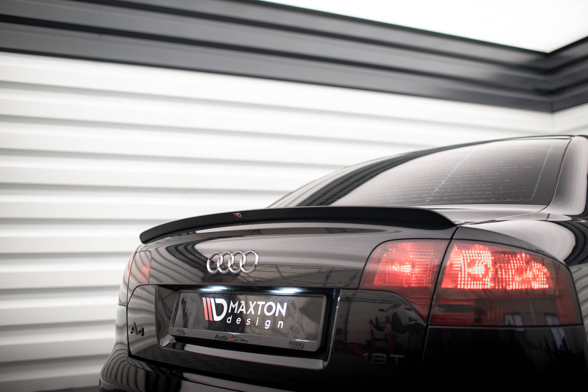 Spoiler CAP Audi A4 Sedan S-Line B7 - 3