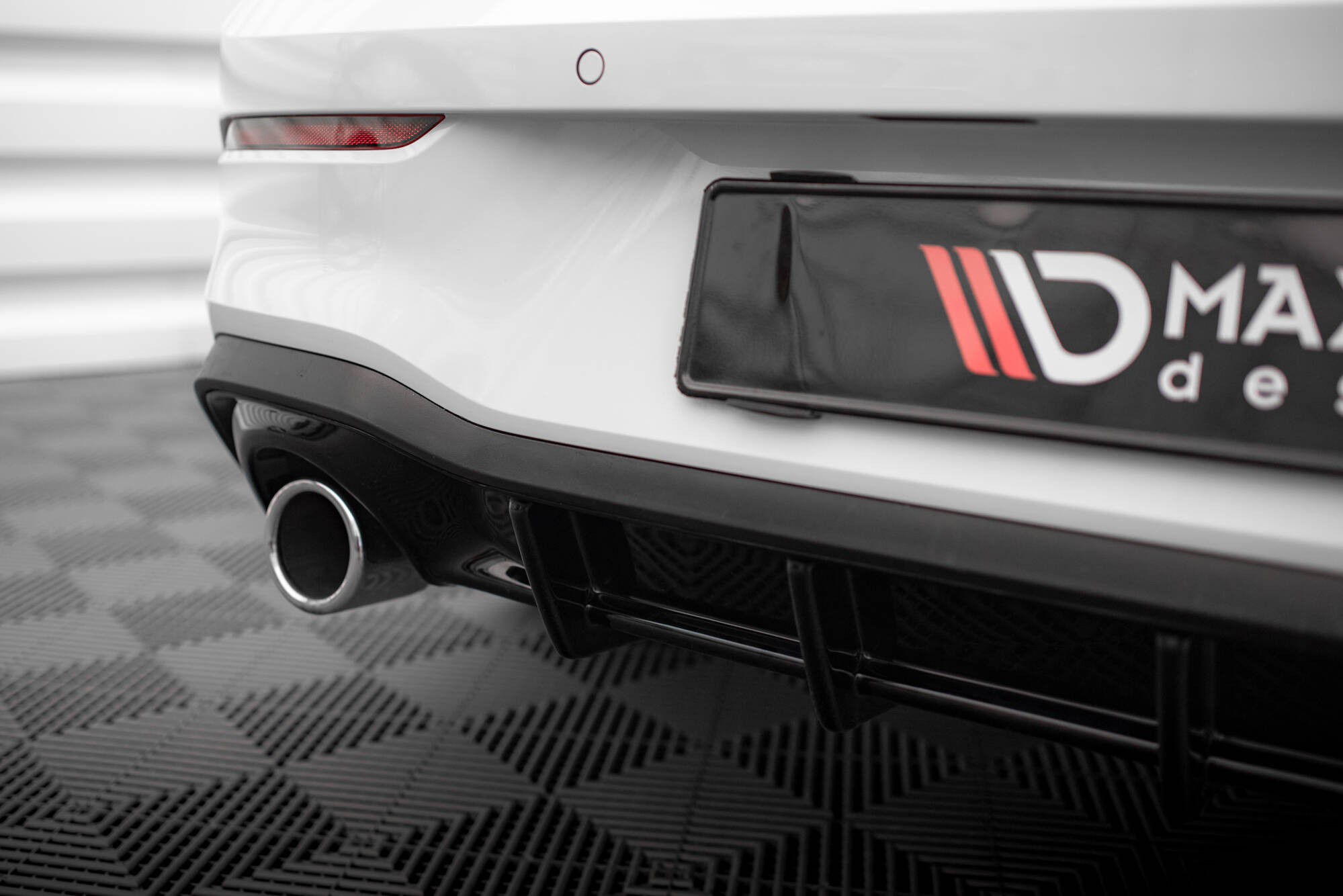 Rear Valance V.3 Volkswagen Golf GTI Mk8 - 3