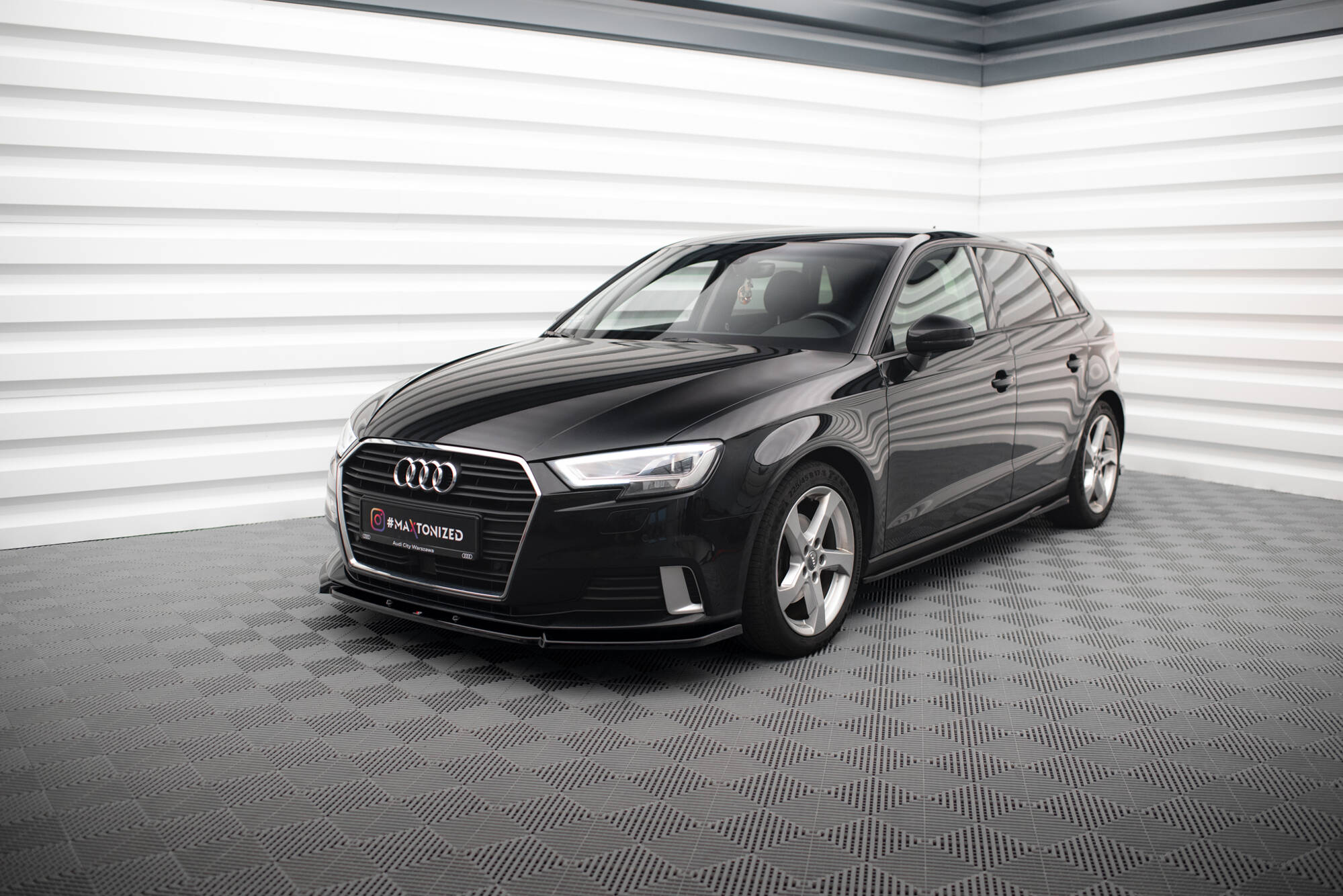 Side Skirts Diffusers Audi A3 Sportback 8V Facelift - 3