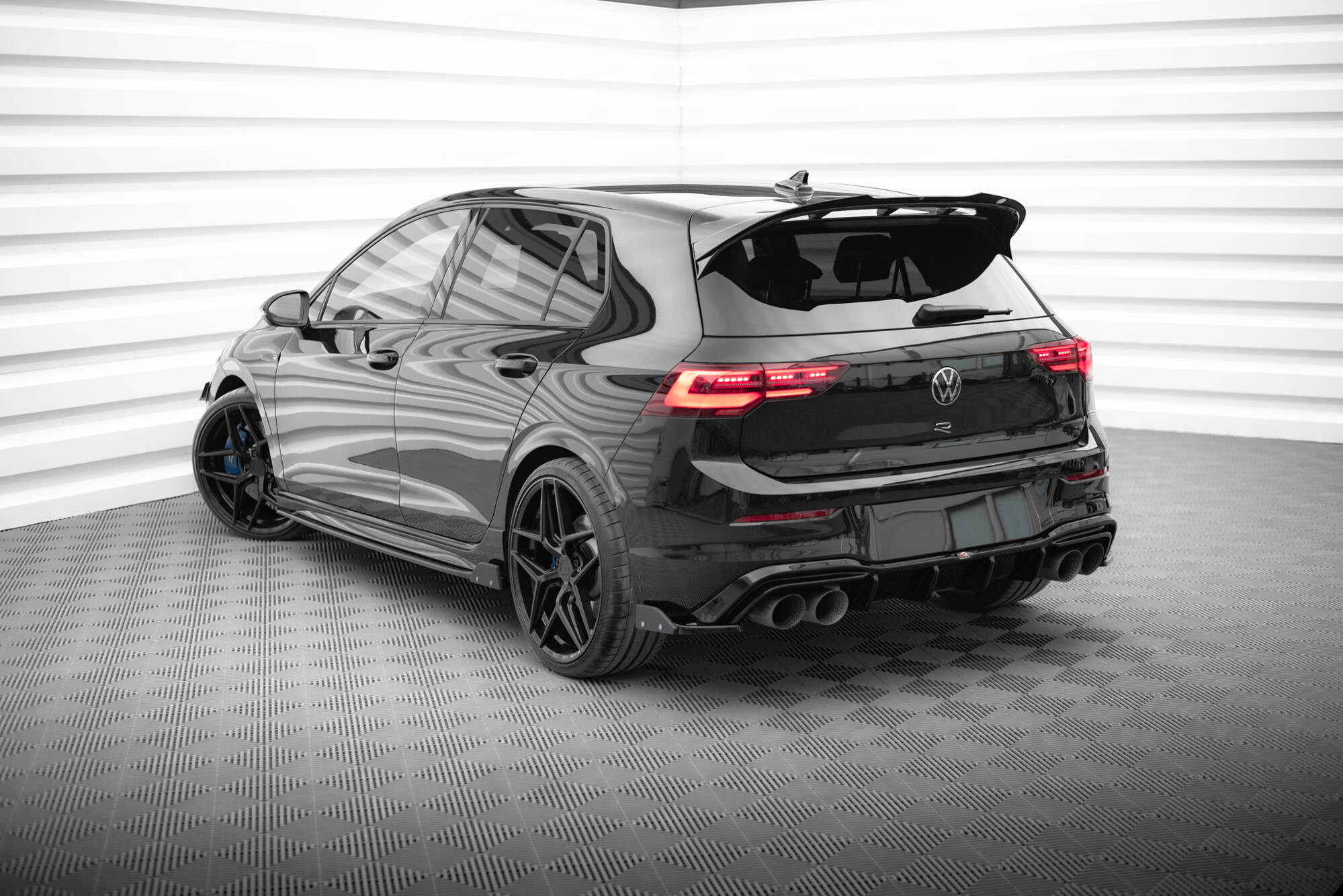 Rear Side Splitters V.6 + Flaps Volkswagen Golf R Mk8 - 3