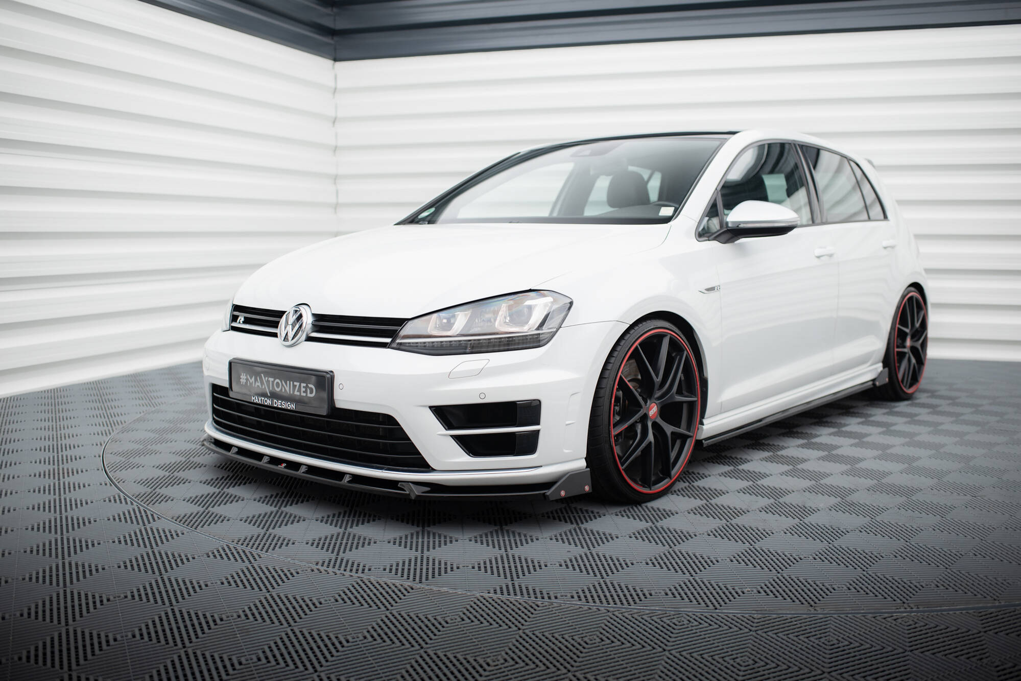 Front Splitter V.5 + Flaps Volkswagen Golf R / R-Line Mk7 - 4