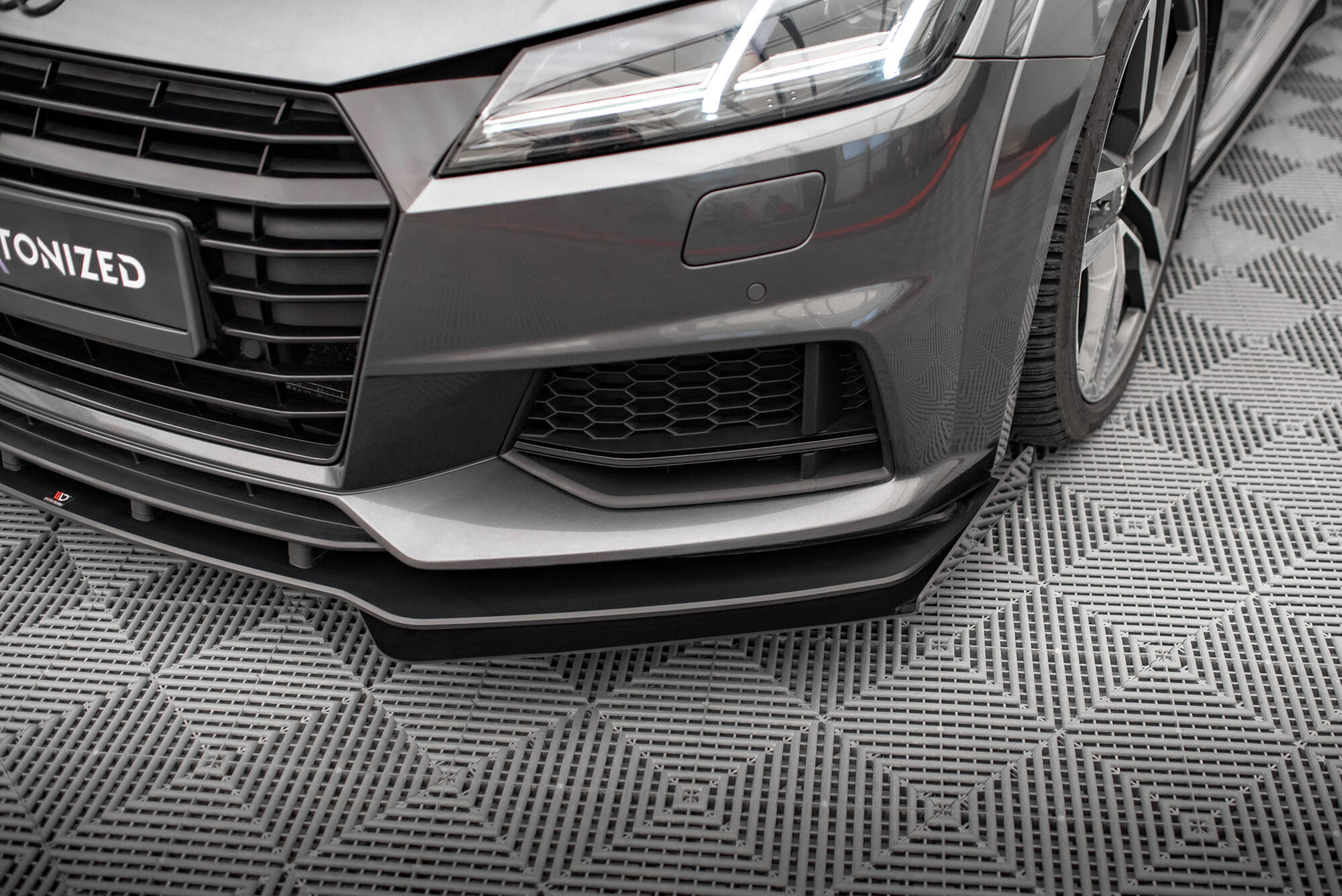 Front Flaps Audi TT S / S-Line 8S - 2