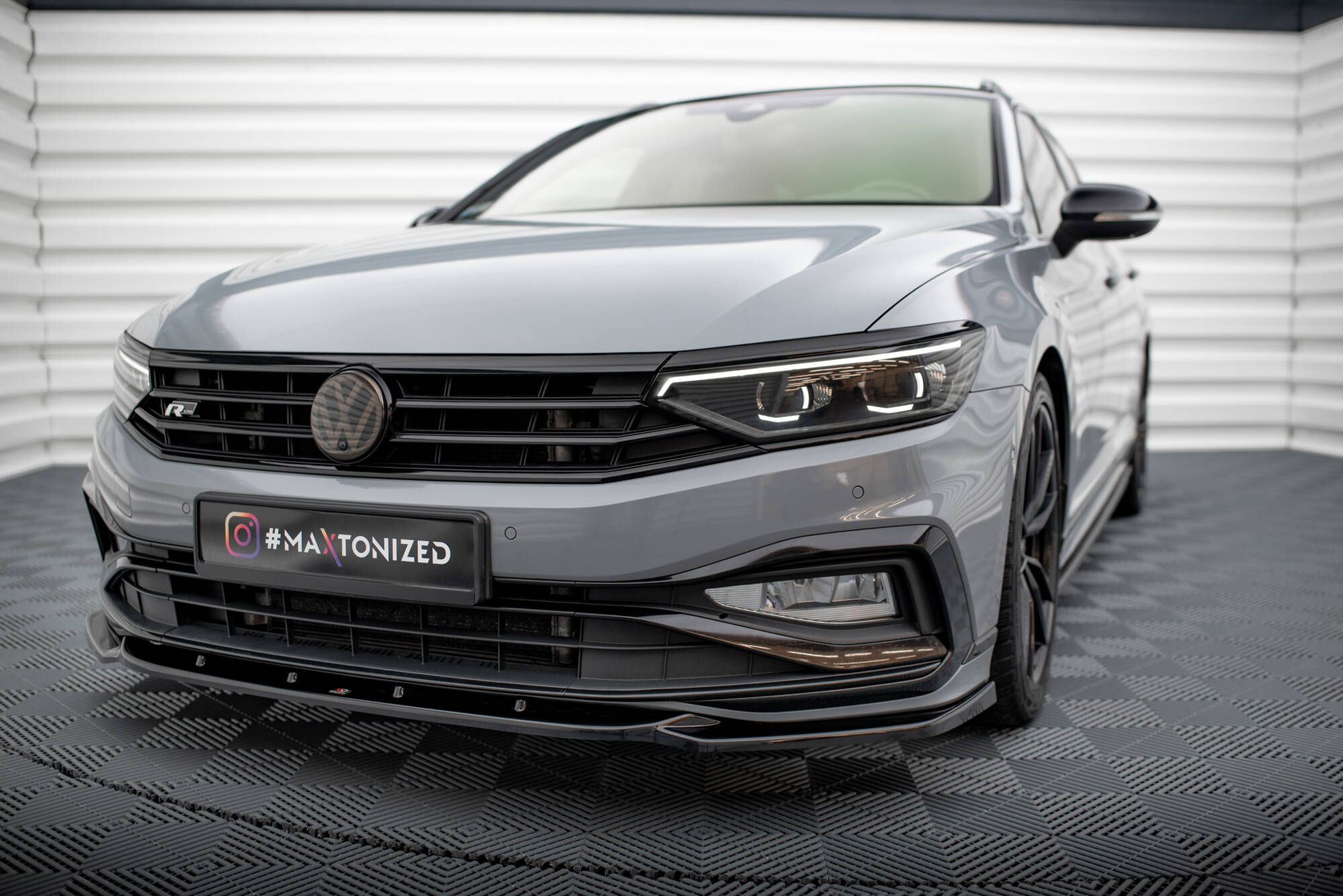 Front Splitter V.2 Volkswagen Passat R-Line B8 Facelift - 4