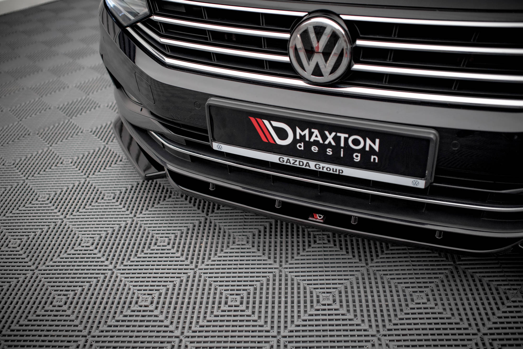 Front Splitter V.1 VW Passat B8 Facelift - 4