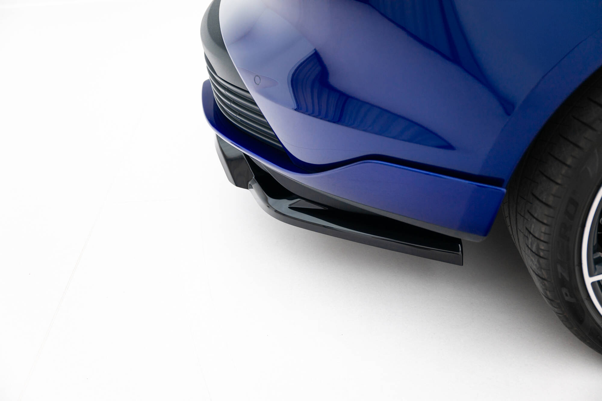 REAR SPLITTER (WITH VERTICAL BARS) SUITABLE FOR PORSCHE TAYCAN TURBO S MK1 – MAXTON DESIGN - 2