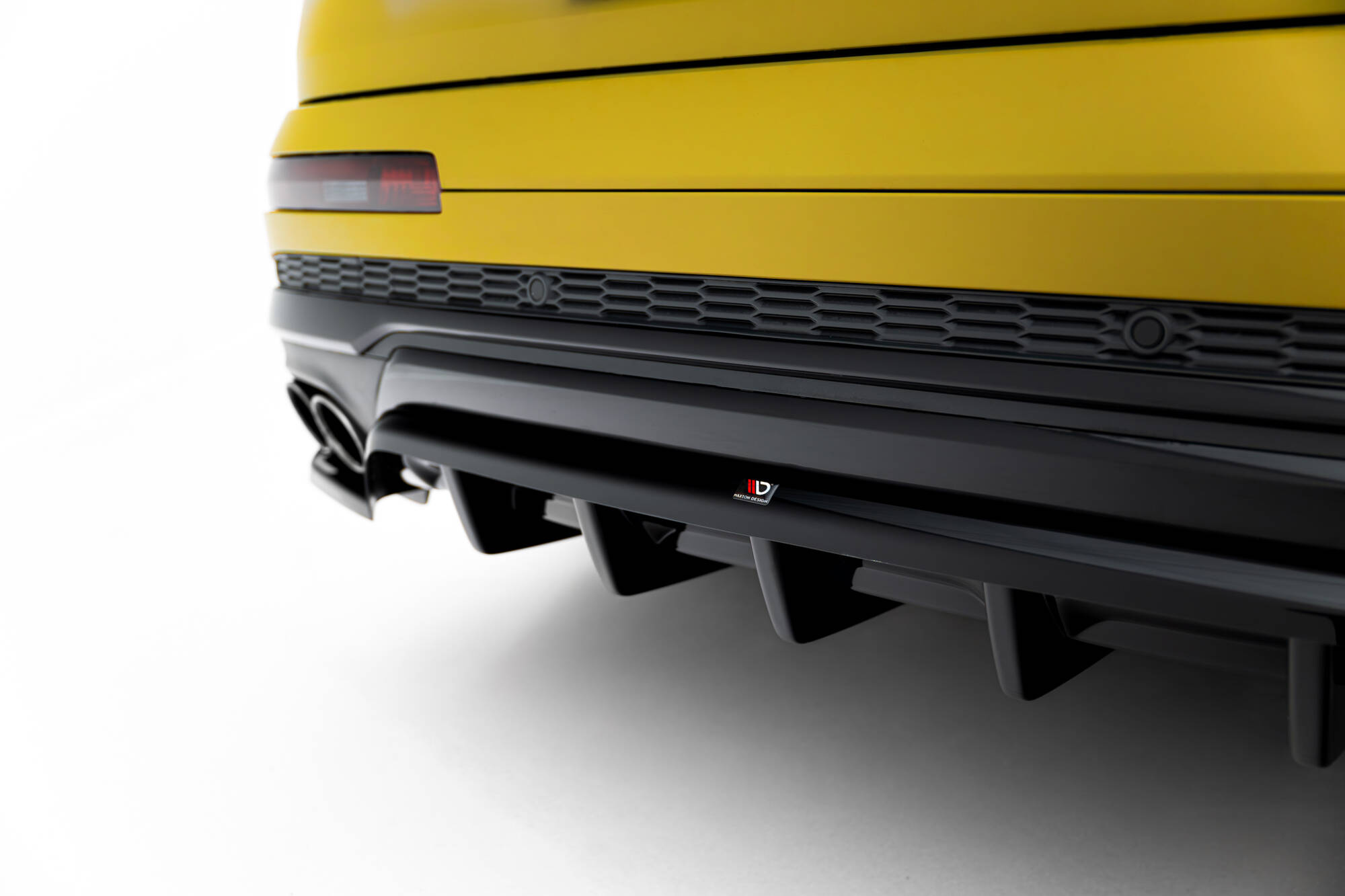 REAR SPLITTER (WITH VERTICAL BARS) SUITABLE FOR AUDI SQ7 MK2 (4M) FACELIFT – MAXTON DESIGN - 3