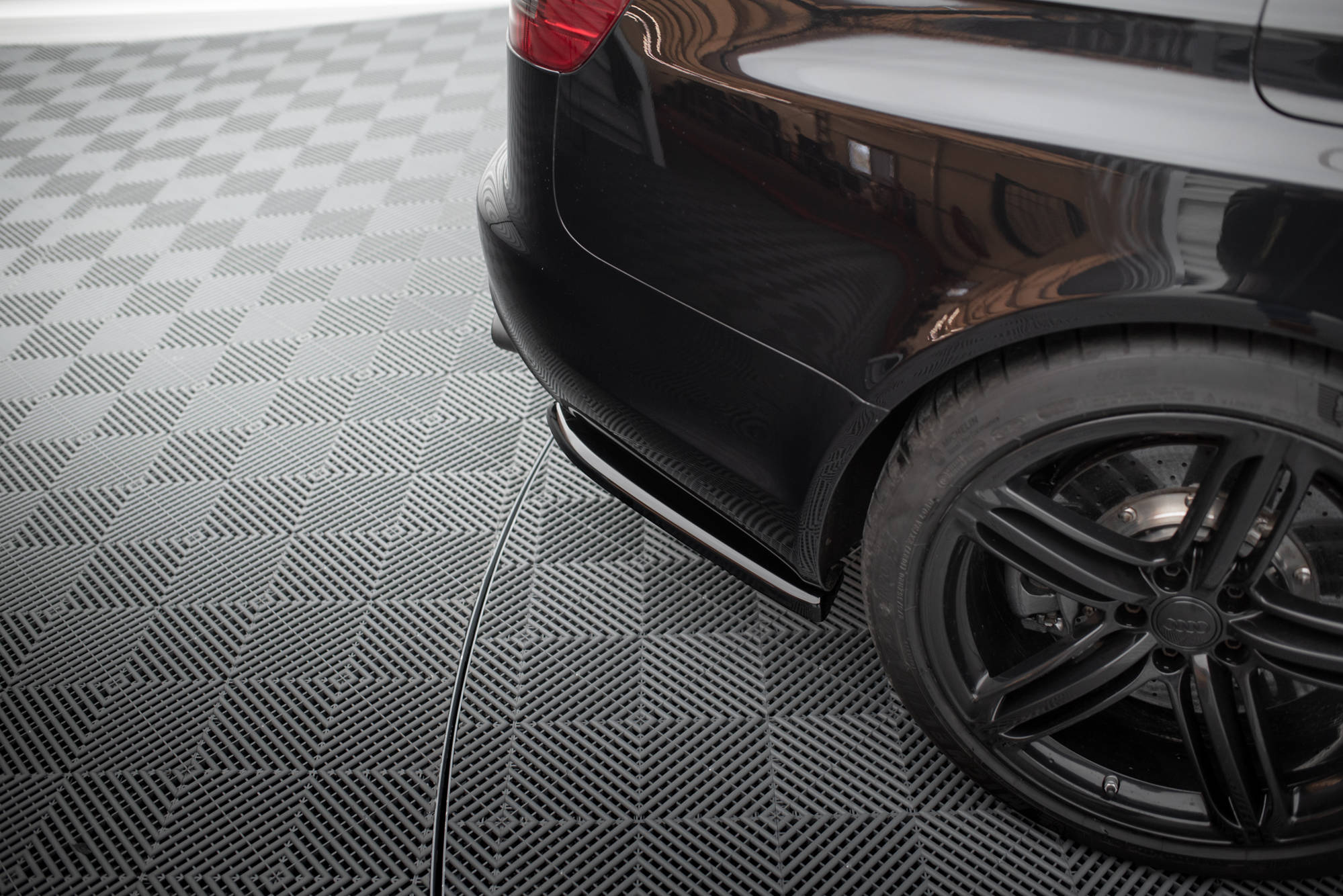 Rear Side Splitters Audi RS6 Avant C6 - 2