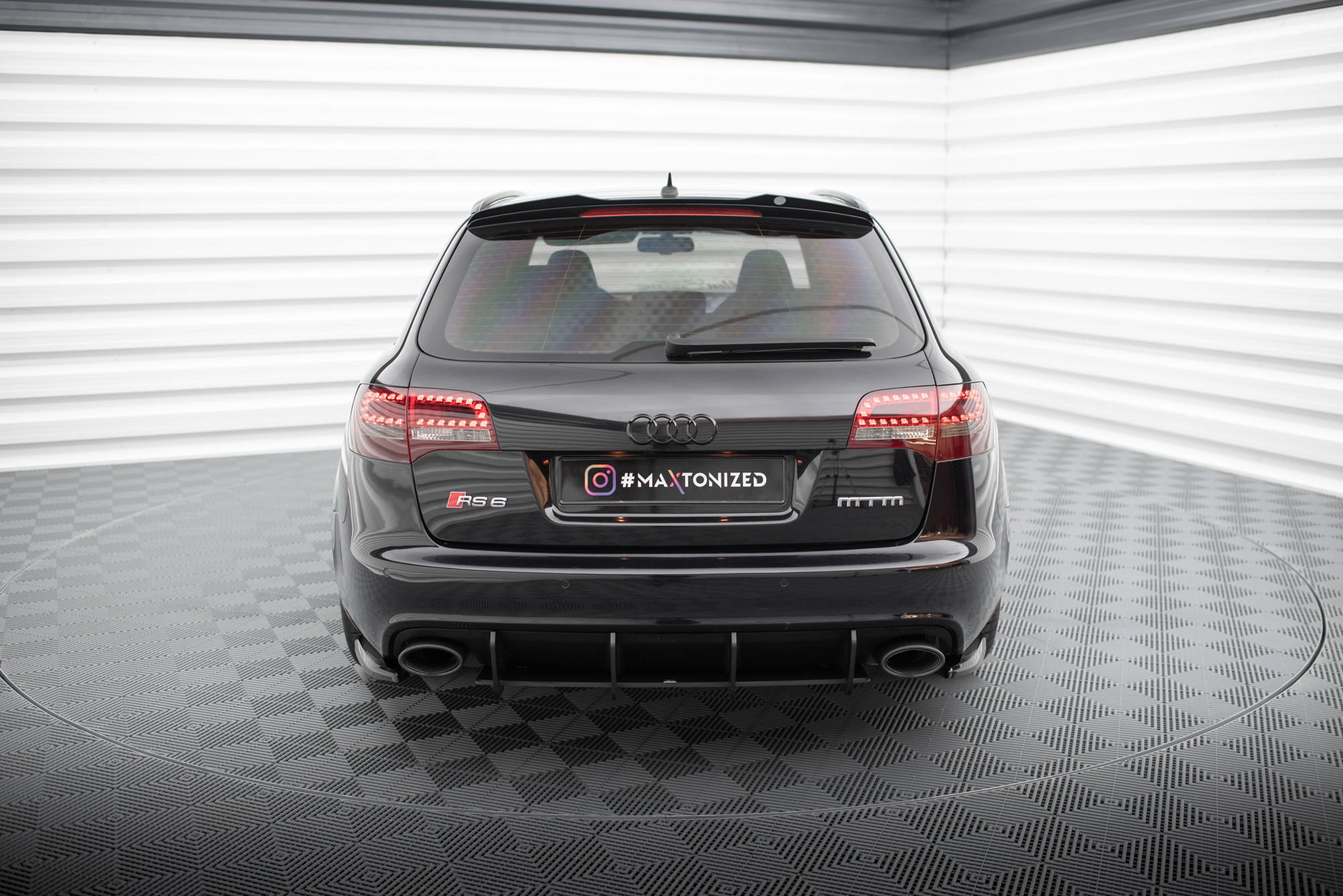 Rear Side Splitters Audi RS6 Avant C6 - 3