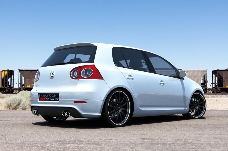 REAR VALANCE VW GOLF V R32 (WITH 2 EXHAUST HOLES)