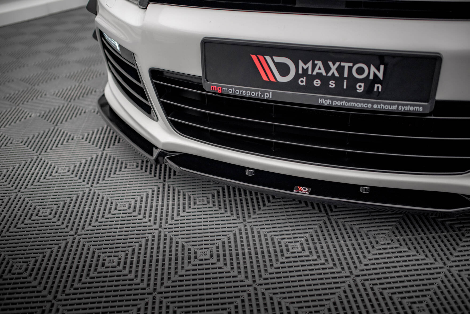 Front Splitter V.3 Volkswagen Scirocco R Mk3 - 4