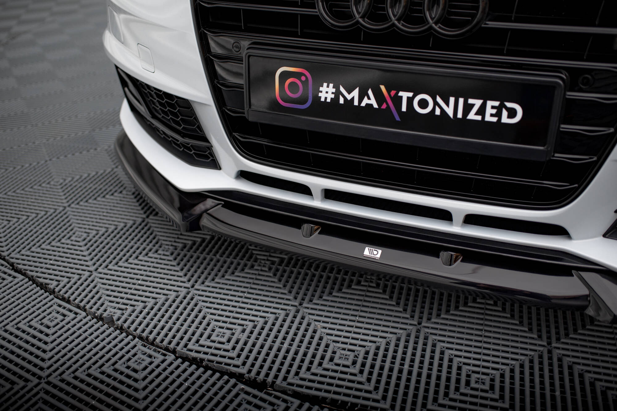 Front Splitter V.1 Audi A4 Competition B8 Facelift - 4