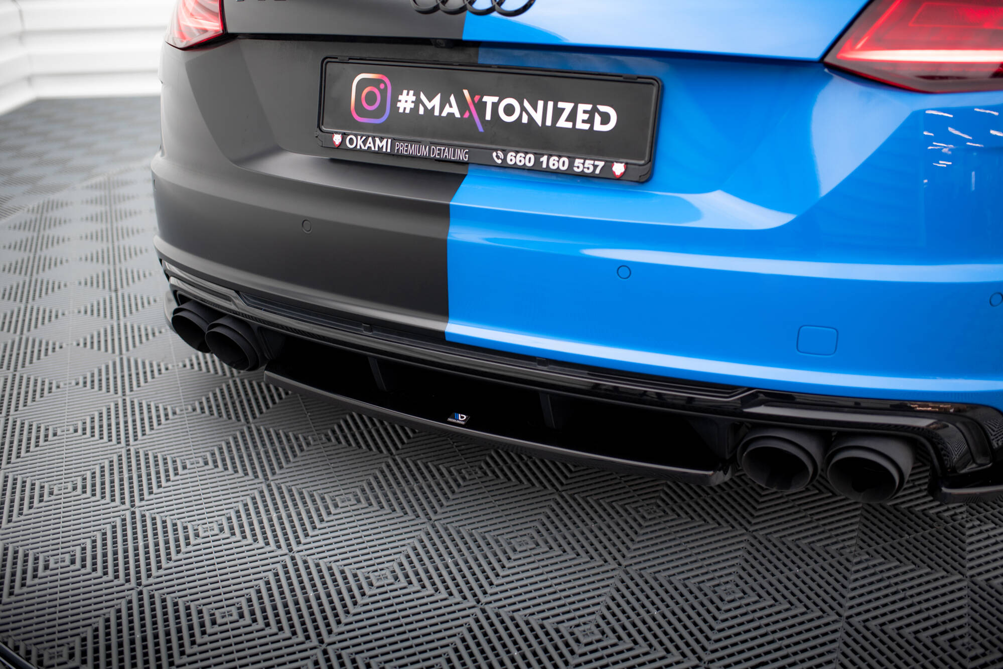 Central Rear Splitter Audi TT S 8S Facelift - 3