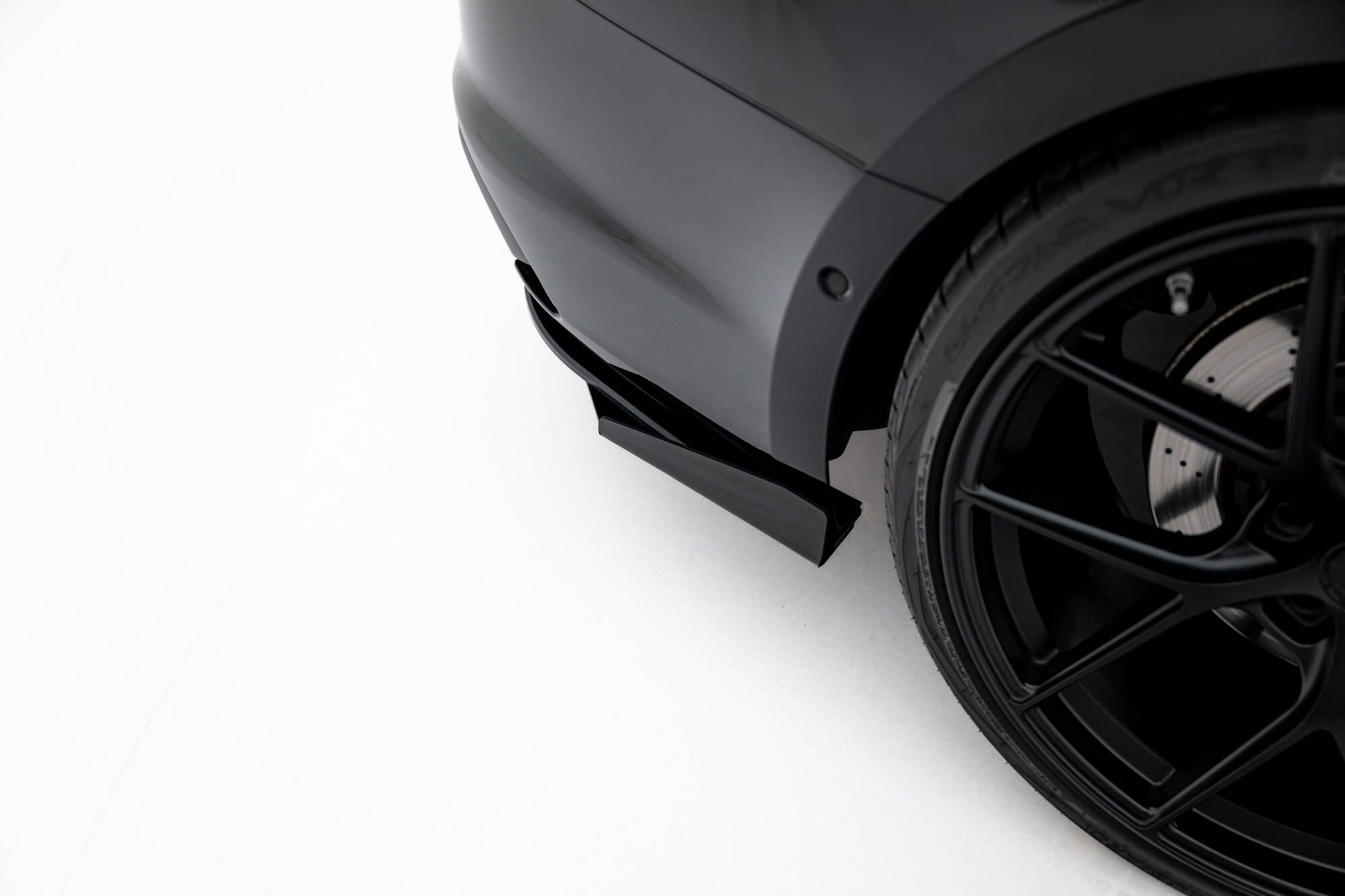 STREET PRO REAR SIDE SPLITTERS + FLAPS SUITABLE FOR AUDI RS5 COUPE / SPORTBACK F5 – MAXTON DESIGN - 2