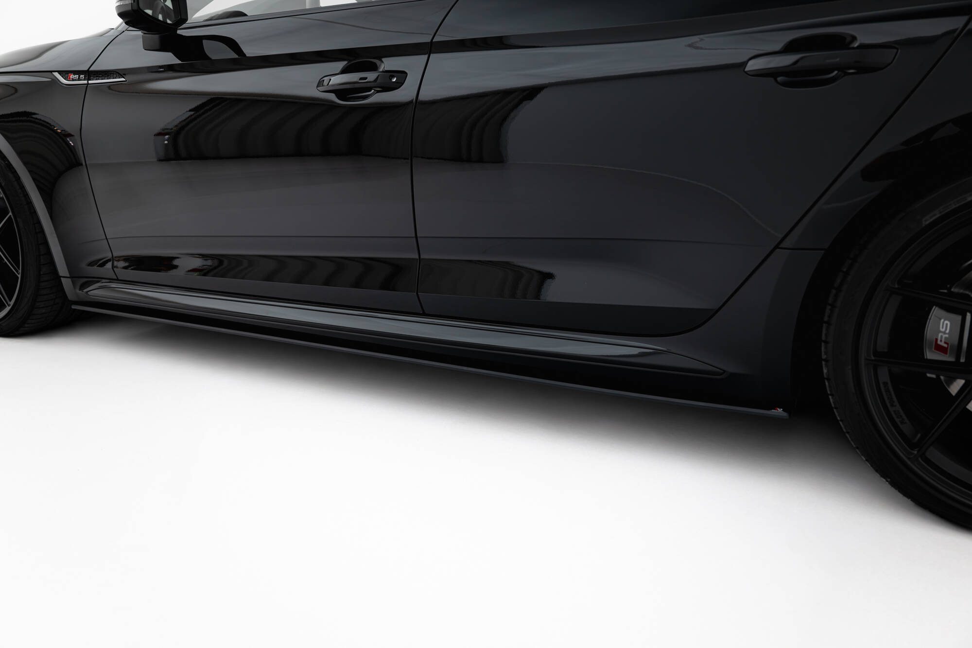 STREET PRO SIDE SKIRTS DIFFUSERS SUITABLE FOR AUDI RS5 SPORTBACK F5 – MAXTON DESIGN - 2
