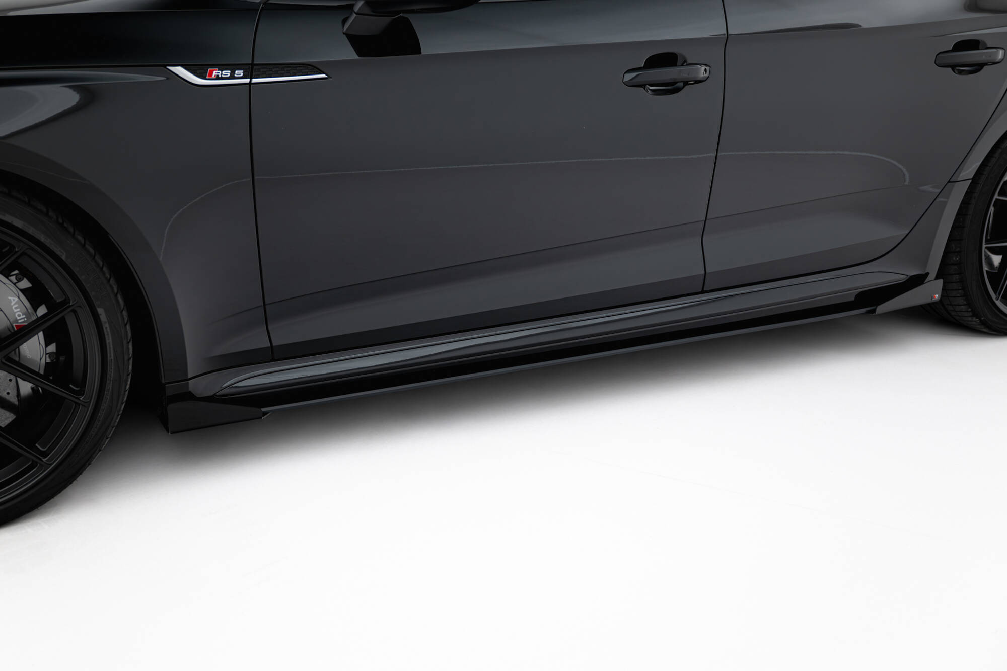 STREET PRO SIDE SKIRTS DIFFUSERS + FLAPS SUITABLE FOR AUDI RS5 SPORTBACK F5 – MAXTON DESIGN - 5