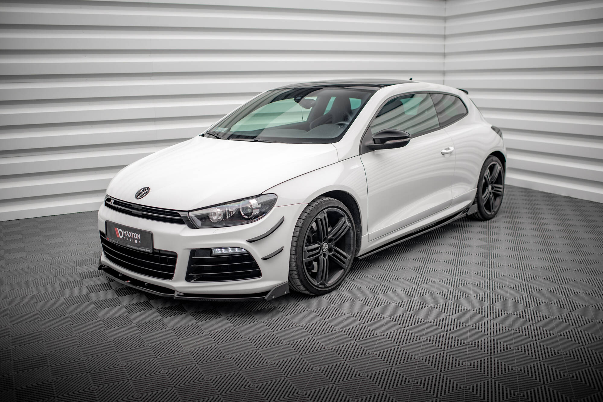 Side Skirts Diffusers V.2 + Flaps Volkswagen Scirocco R Mk3 - 5