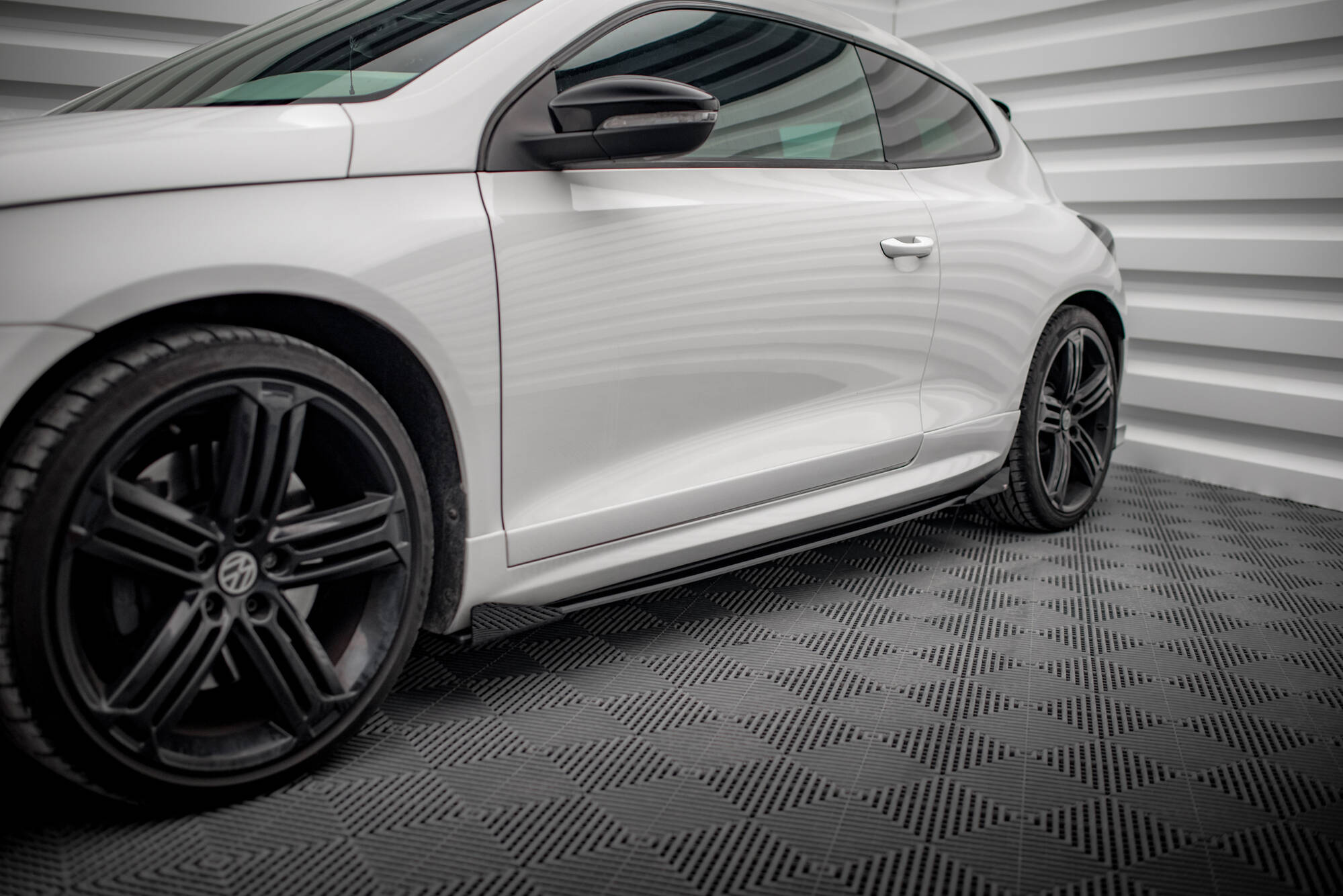 Side Flaps Volkswagen Scirocco R Mk3 - 2
