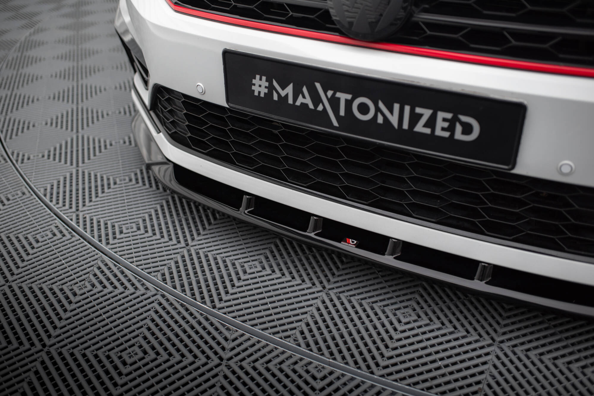 Front Splitter V.2 Volkswagen Passat GT B8 Facelift USA - 4