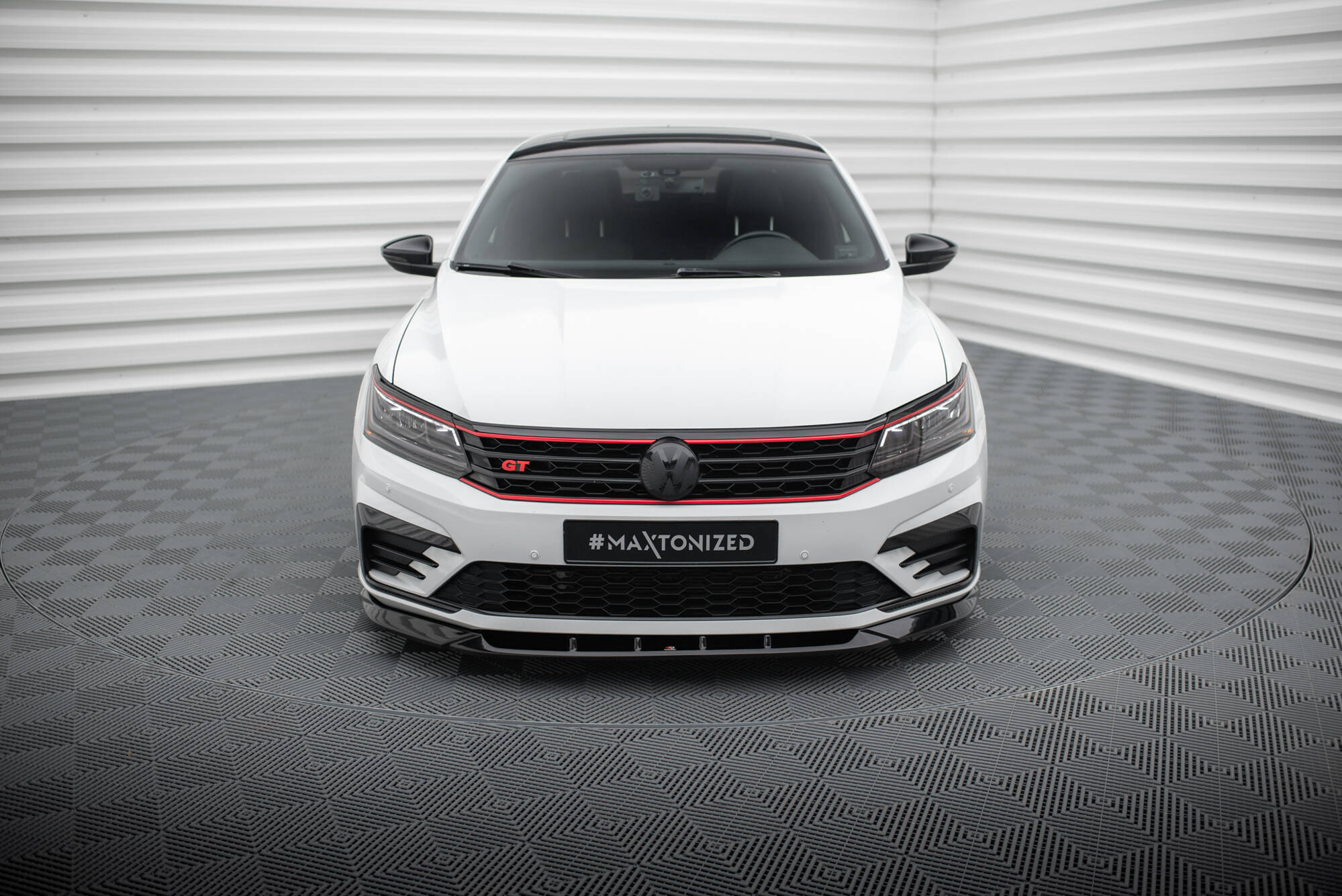 Front Splitter V.2 Volkswagen Passat GT B8 Facelift USA - 2