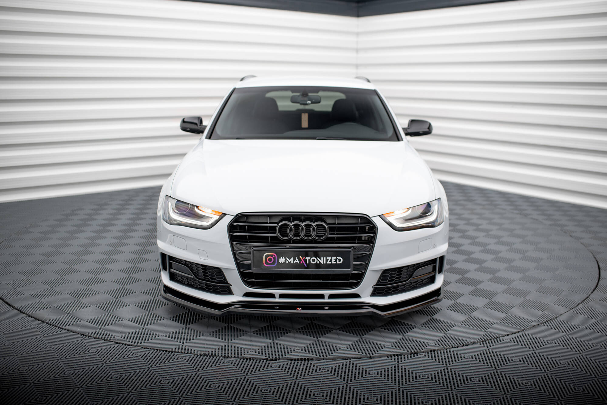 Front Splitter V.2 Audi A4 Competition B8 Facelift - 2