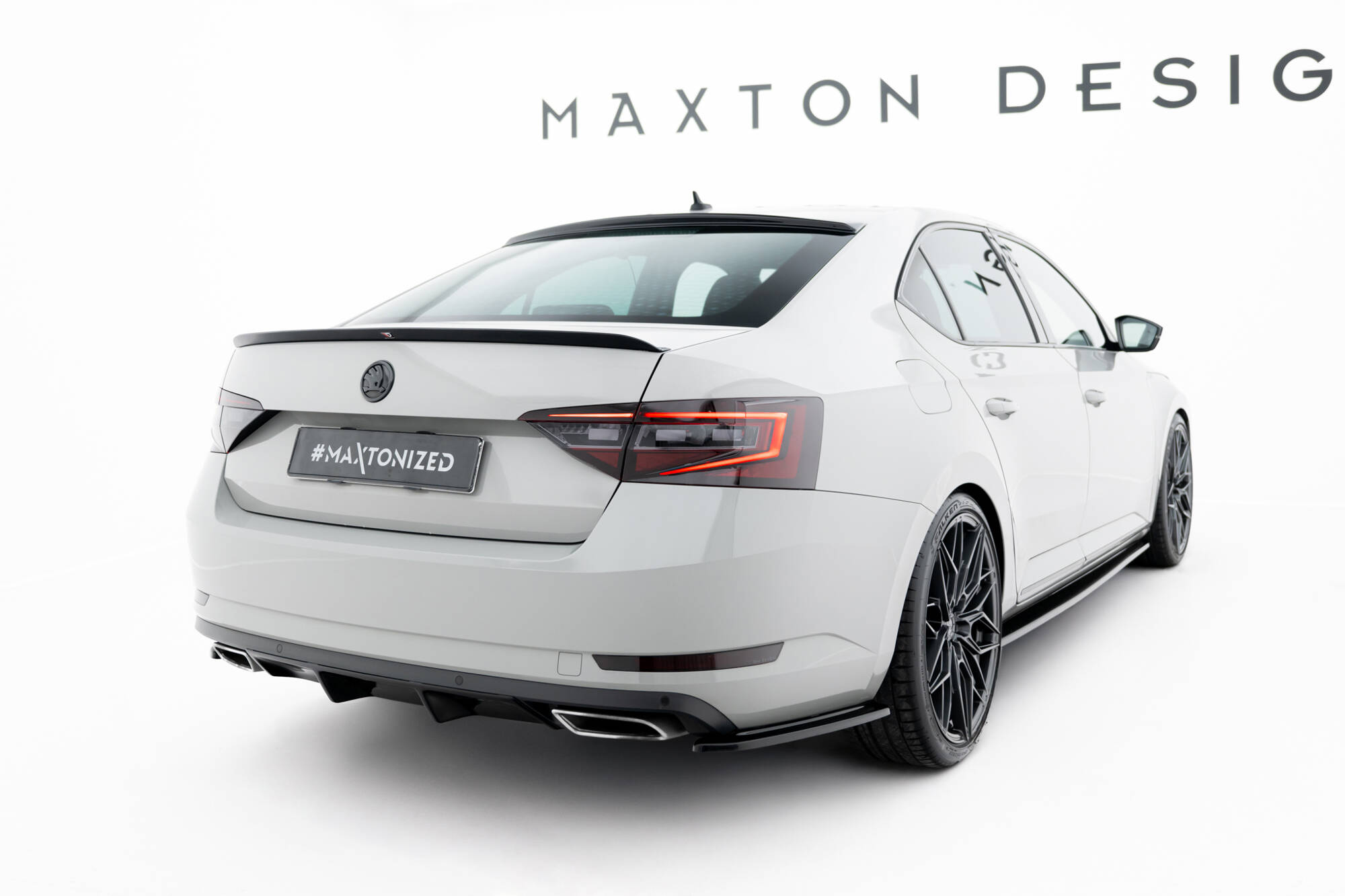 REAR SIDE SPLITTERS V.2 SUITABLE FOR SKODA SUPERB LIFTBACK / COMBI MK3 – MAXTON DESIGN - 3