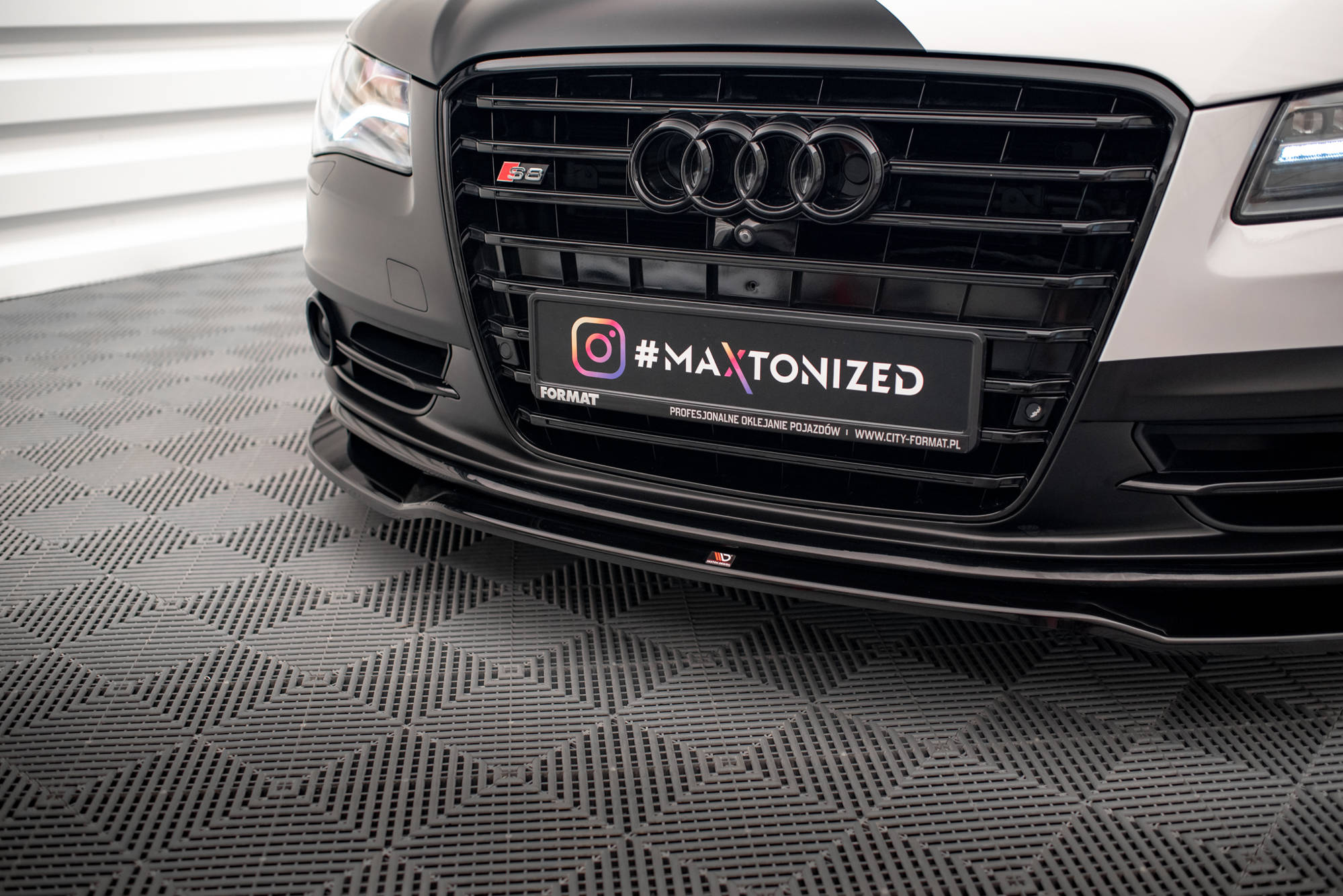 Front Splitter V.1 Audi S8 D4 - 3