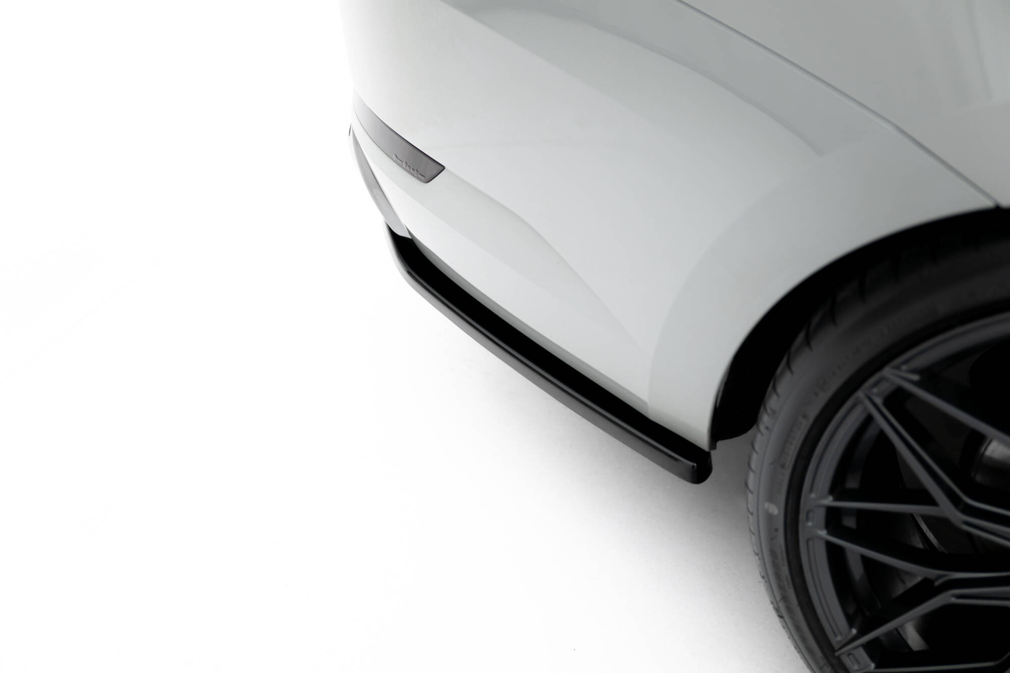 REAR SIDE SPLITTERS V.3 SUITABLE FOR SKODA SUPERB LIFTBACK / COMBI MK3 – MAXTON DESIGN - 3