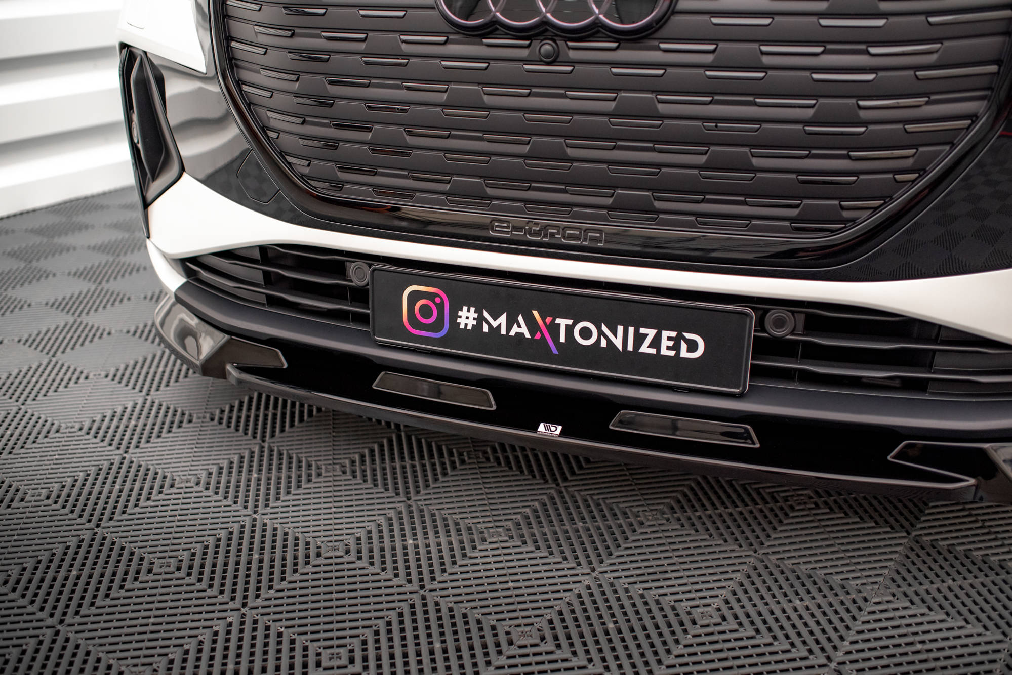 Front Splitter V.1 Audi Q4 e-Tron Sportback Mk1 - 2