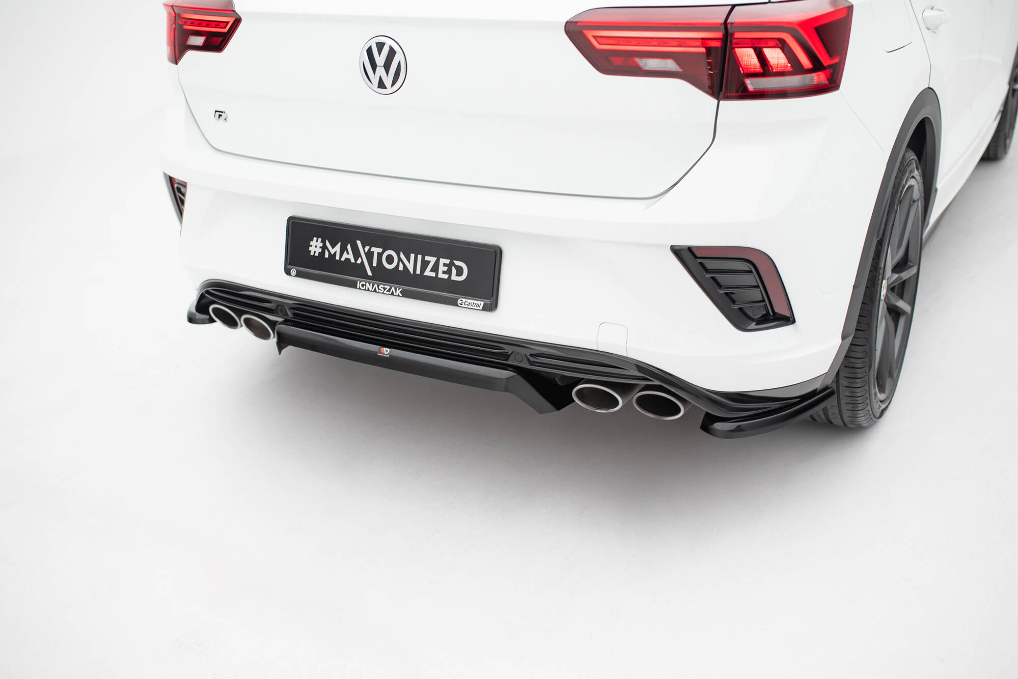 Central Rear Splitter (Vertical Bars) Volkswagen T-Roc R Mk1 - 6