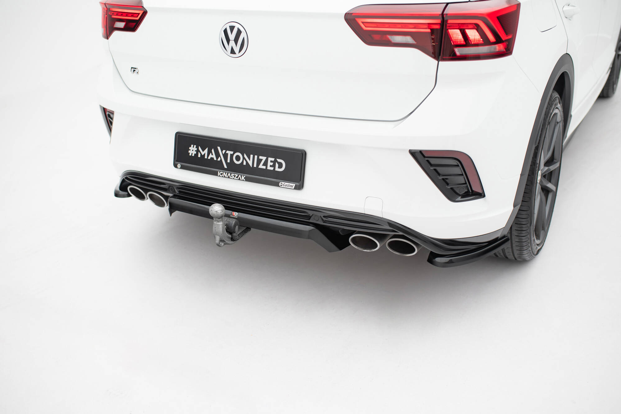 Central Rear Splitter (Vertical Bars) Volkswagen T-Roc R Mk1 - 5