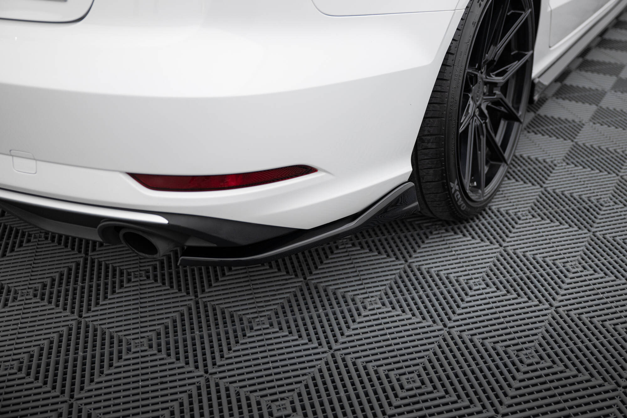 REAR SIDE SPLITTERS V.1 SUITABLE FOR AUDI A3 SEDAN 8V FACELIFT – MAXTON DESIGN