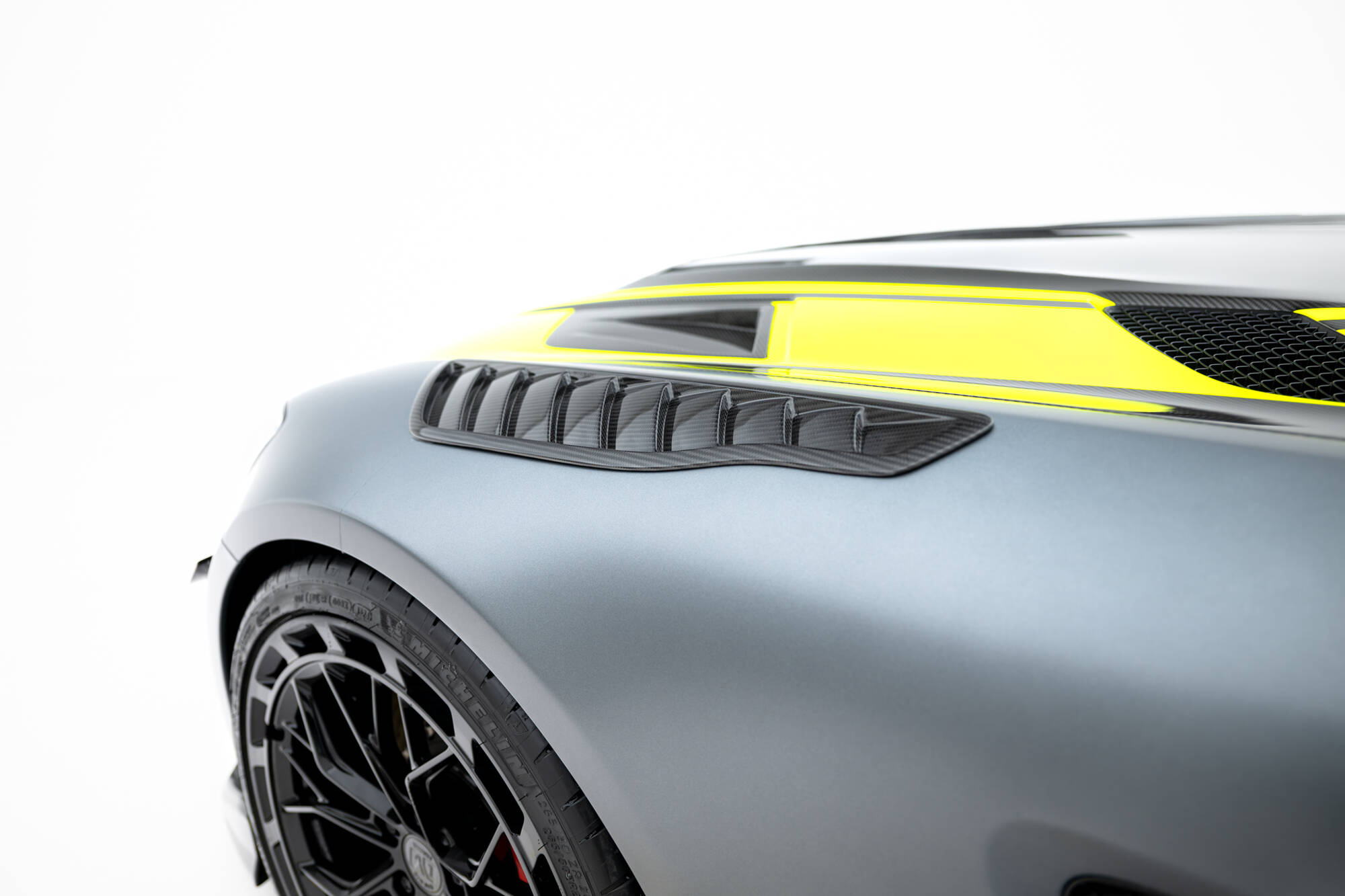 PREPREG CARBON FRONT FENDER SIDE VENTS SUITABLE FOR MERCEDES-AMG GT C C190 FACELIFT – MAXTON DESIGN - 4