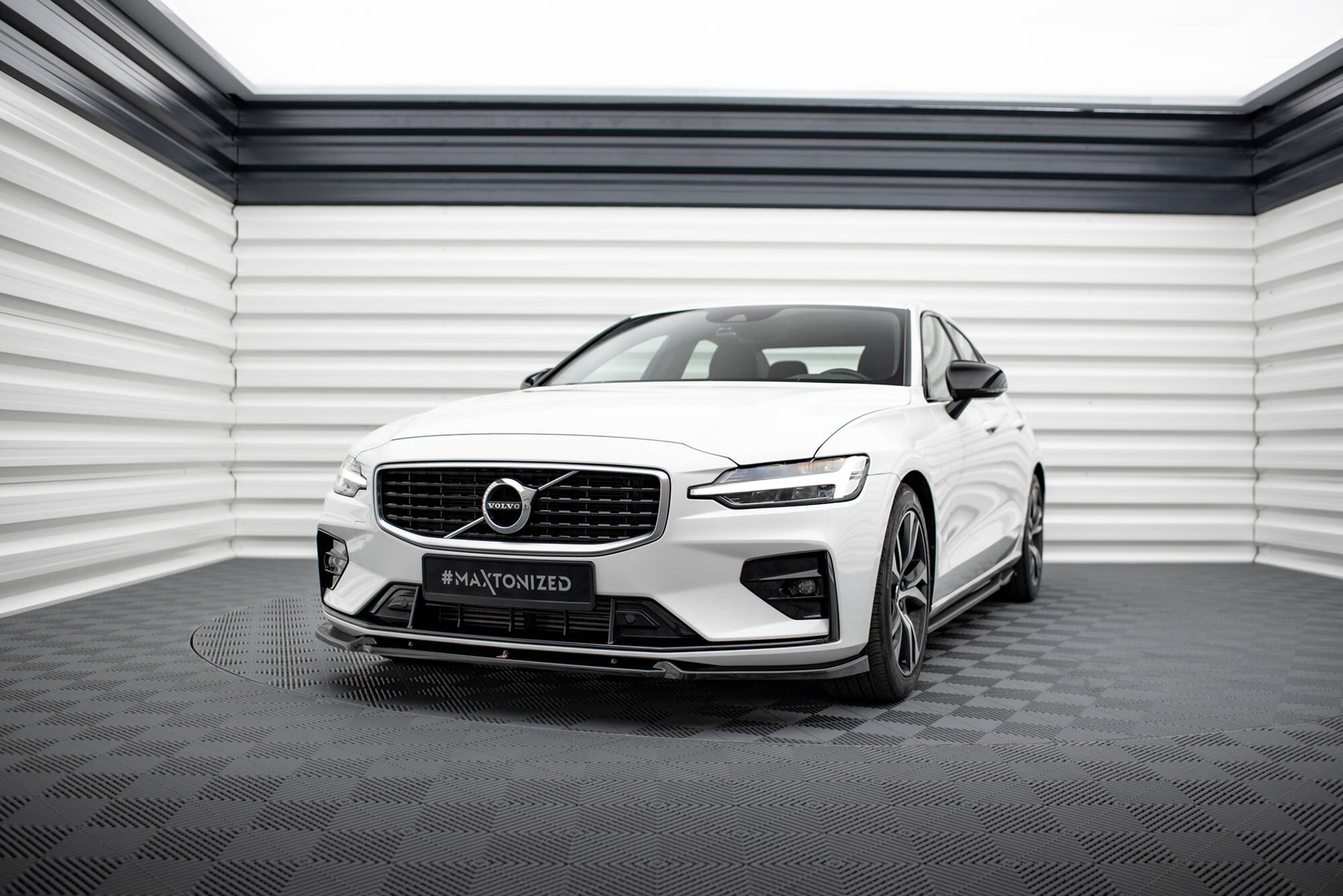 Front Splitter V.1 Volvo S60 / V60 R-Design Mk3 - 3