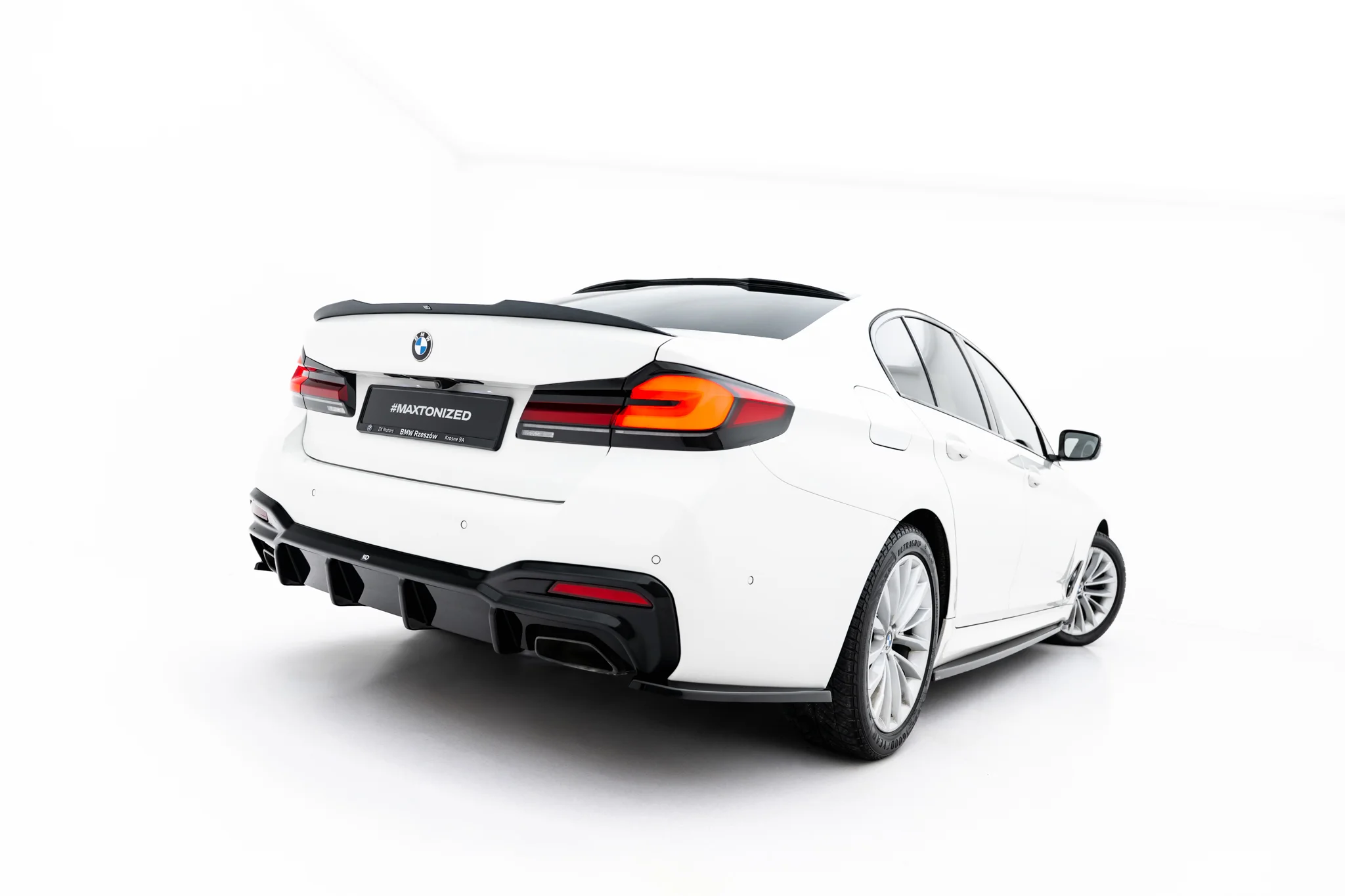 REAR SIDE SPLITTERS V.2 SUITABLE FOR BMW 5 M-PACK SEDAN / TOURING G30 / G31 / G30 FACELIFT / G31 FACELIFT – MAXTON DESIGN - 2