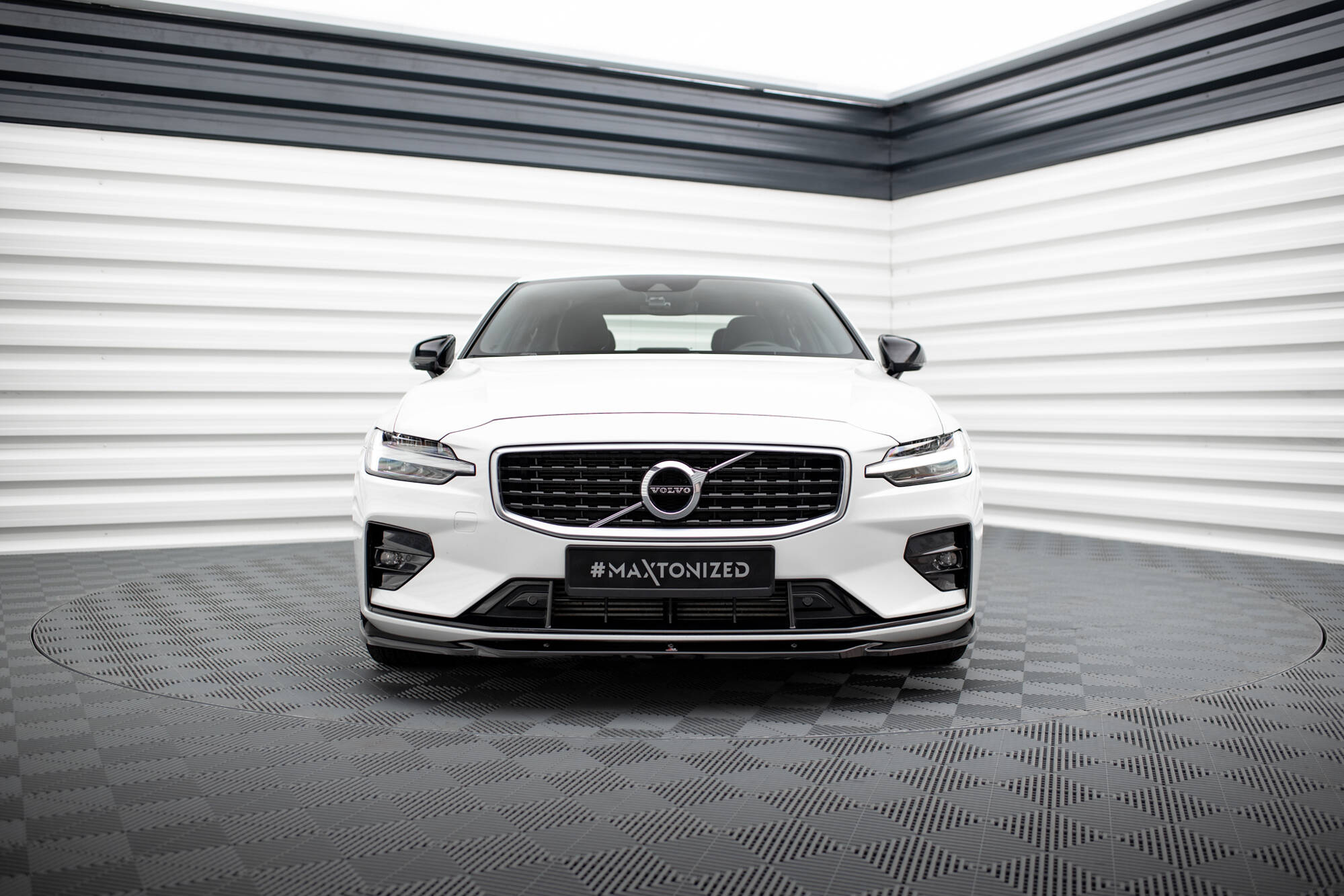 Front Splitter V.2 Volvo S60 / V60 R-Design Mk3 - 2