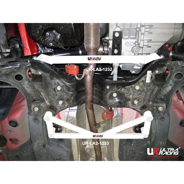 SKODA FABIA 07+/ RAPID 12+ ULTRA-R 4-PUNKTS FRÄMRE NEDRE STABILISERINGSSTAG