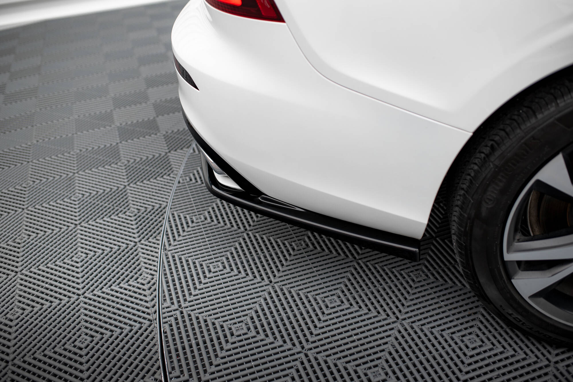 Rear Side Splitters Volvo S60 / V60 R-Design Mk3 - 2