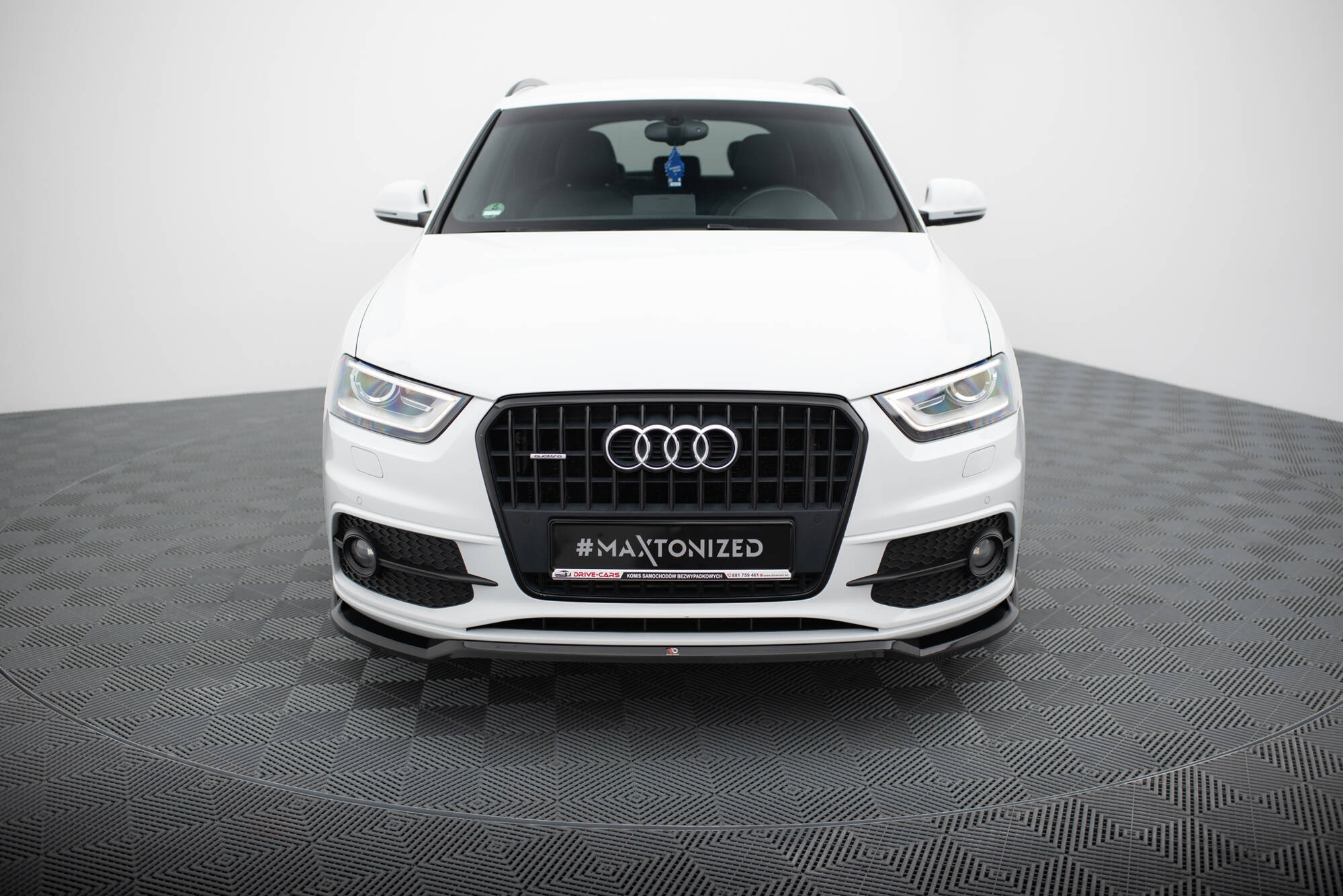 Front Splitter V.2 Audi Q3 S-Line 8U - 2