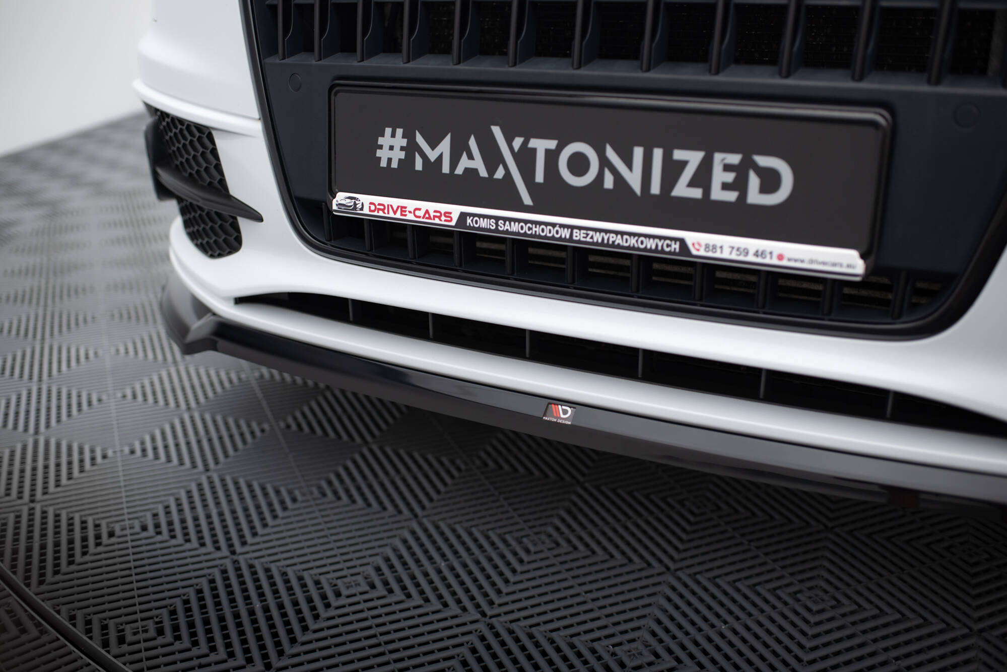 Front Splitter V.2 Audi Q3 S-Line 8U - 4