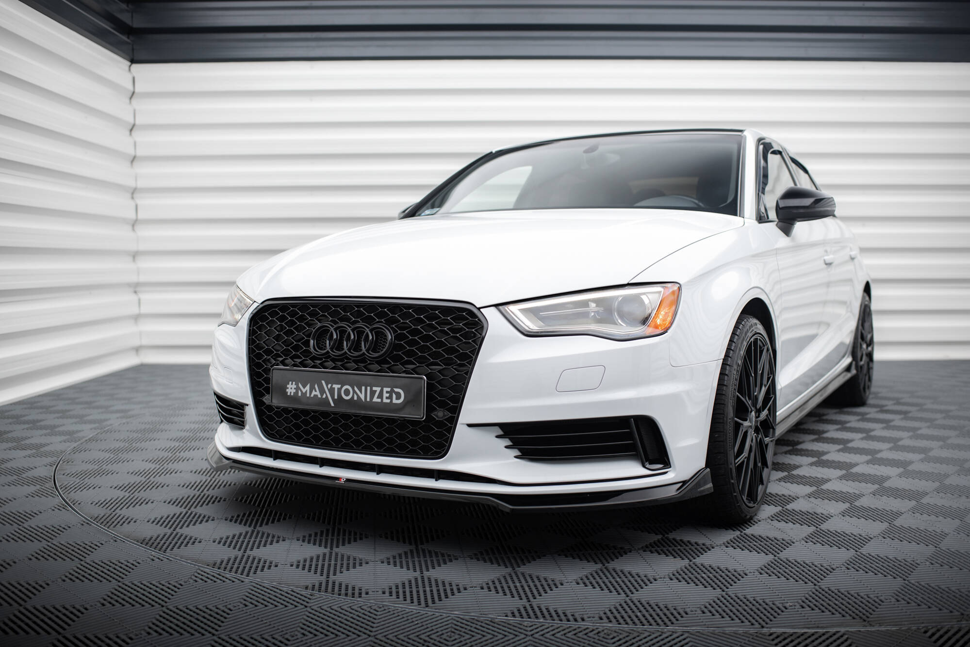 Front Splitter V.2 Audi A3 Sedan 8V - 3