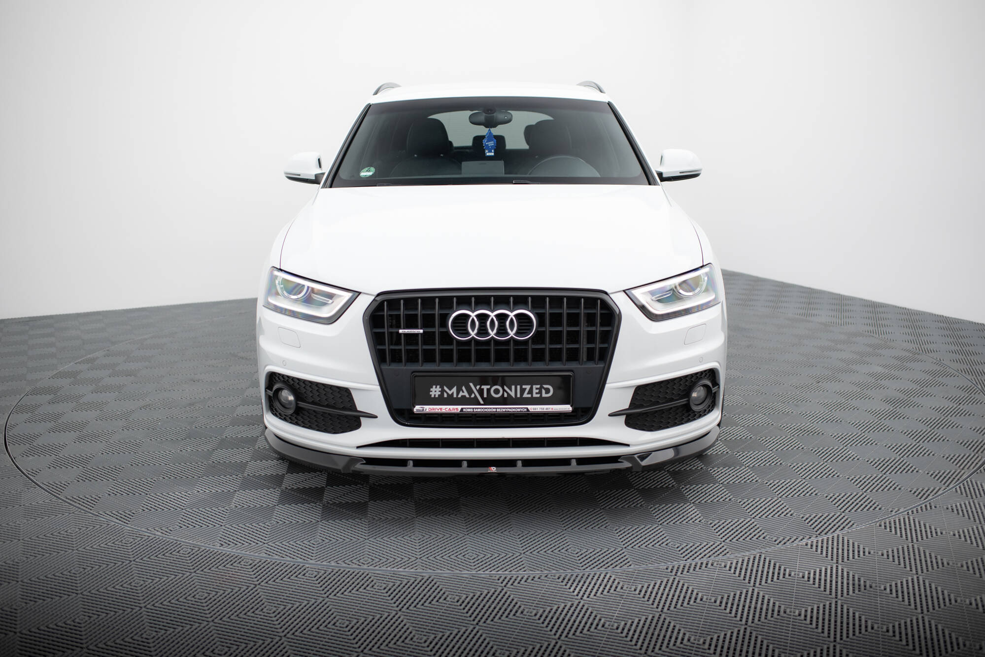 Front Splitter V.1 Audi Q3 S-Line 8U - 2