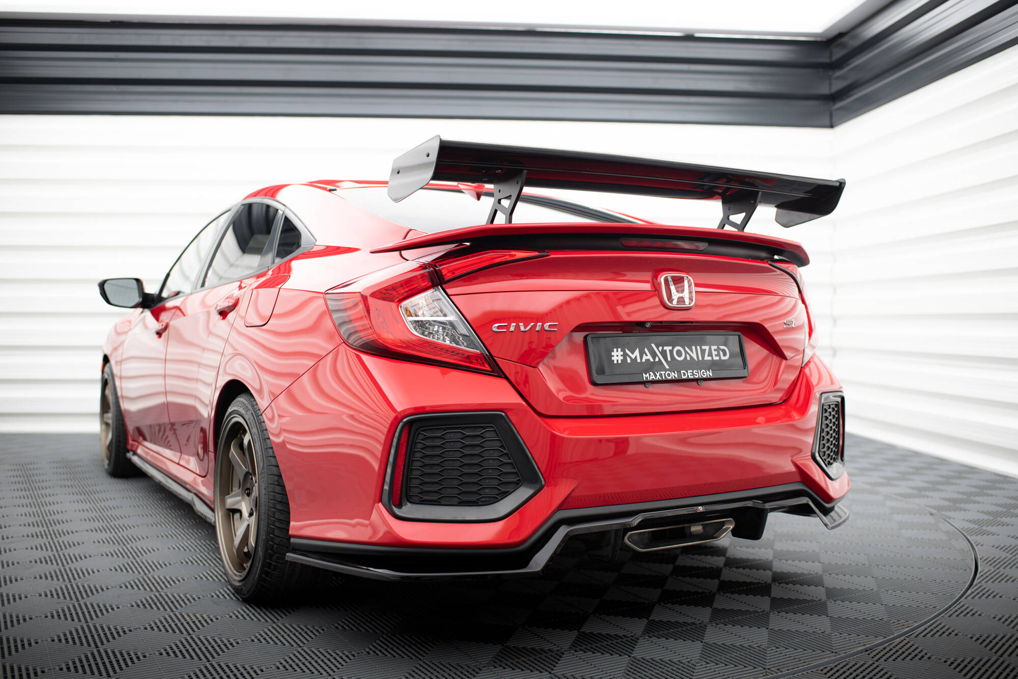 CARBON SPOILER WITH INTERNAL BRACKETS UPRIGHTS SUITABLE FOR HONDA CIVIC SI MK10 – MAXTON DESIGN - 2