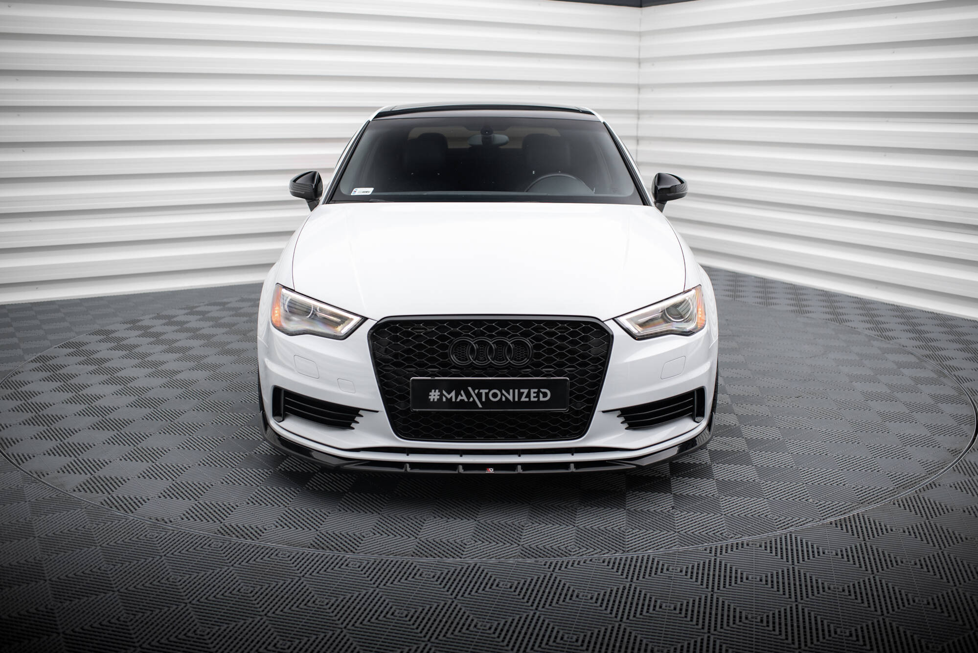 Front Splitter V.1 Audi A3 Sedan 8V - 2