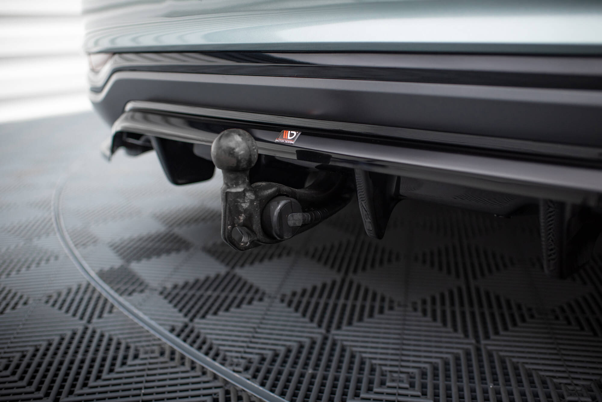 Central Rear Splitter (Vertical Bars) Audi A6 Allroad C8 - 4