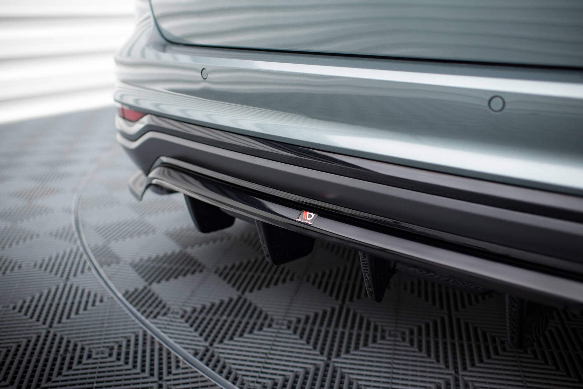 Central Rear Splitter (Vertical Bars) Audi A6 Allroad C8 - 7
