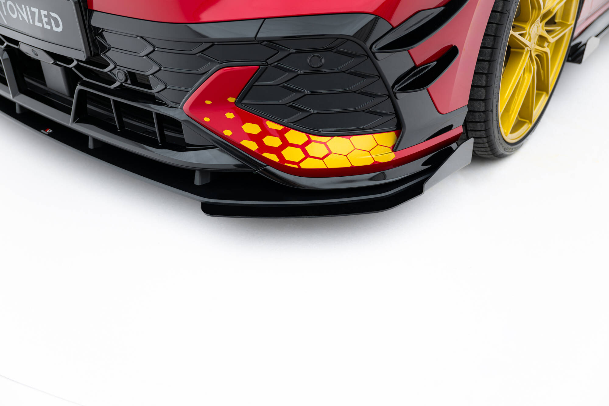 STREET PRO FRONT SPLITTER + FLAPS SUITABLE FOR VOLKSWAGEN GOLF GTI CLUBSPORT MK8 FACELIFT – MAXTON DESIGN - 3
